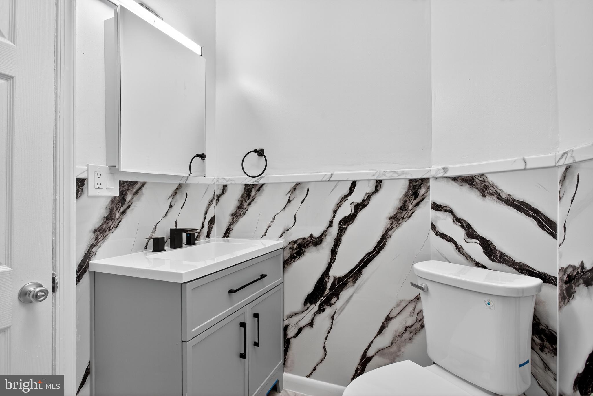 PORT RICHMOND - Residential