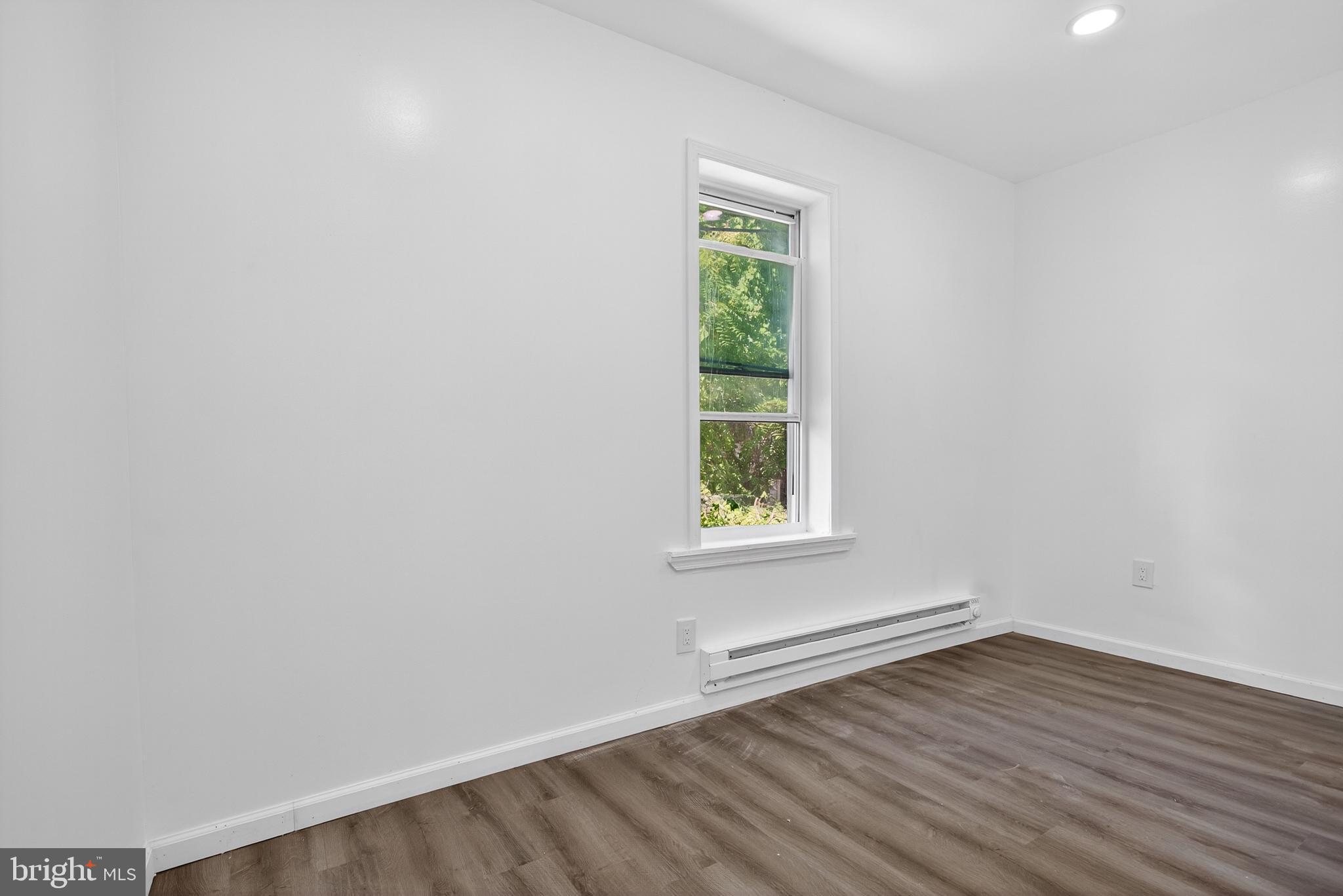 PORT RICHMOND - Residential