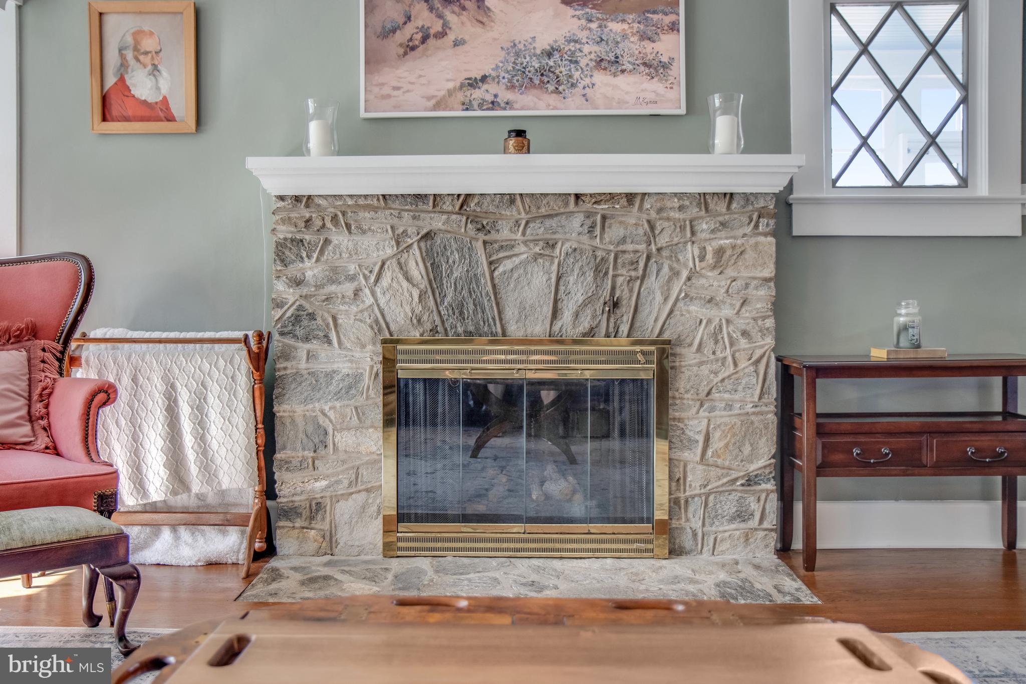 DEVRIES CIRCLE - Residential