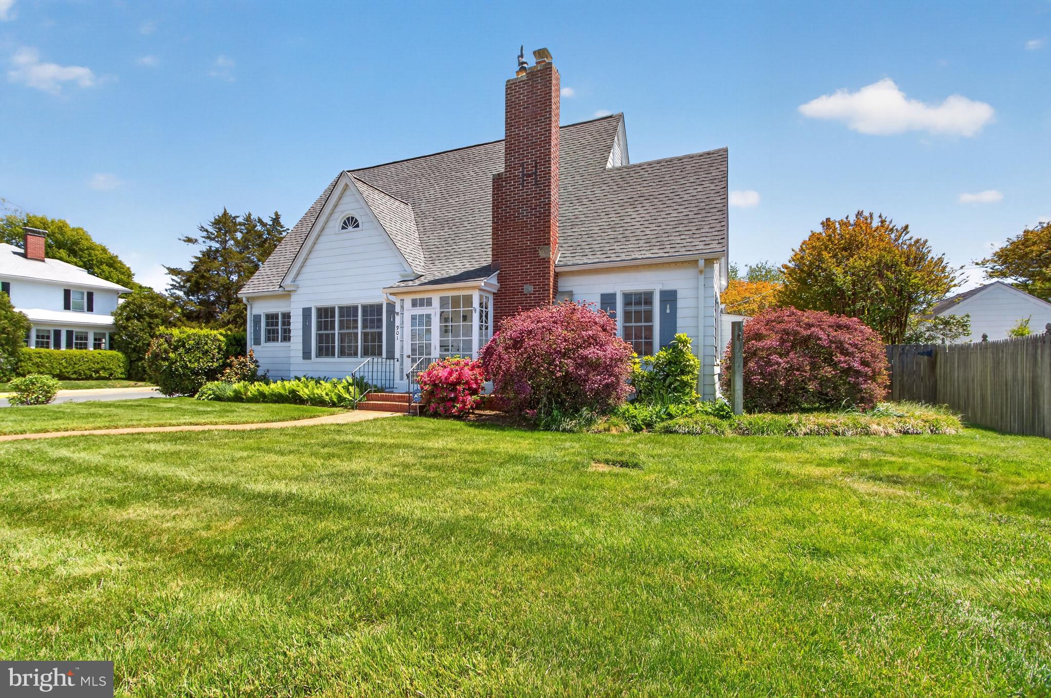 DEVRIES CIRCLE - Residential