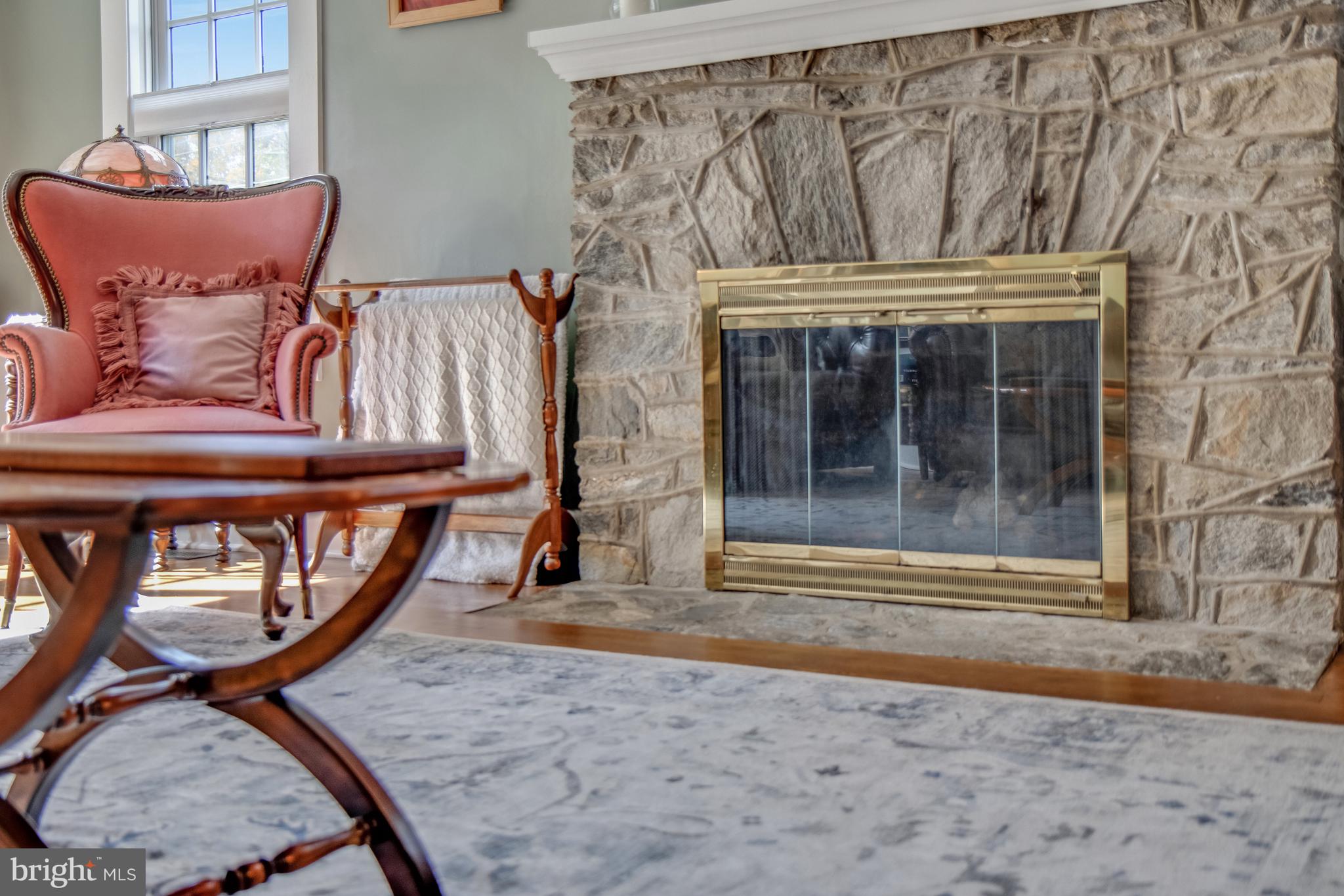 DEVRIES CIRCLE - Residential