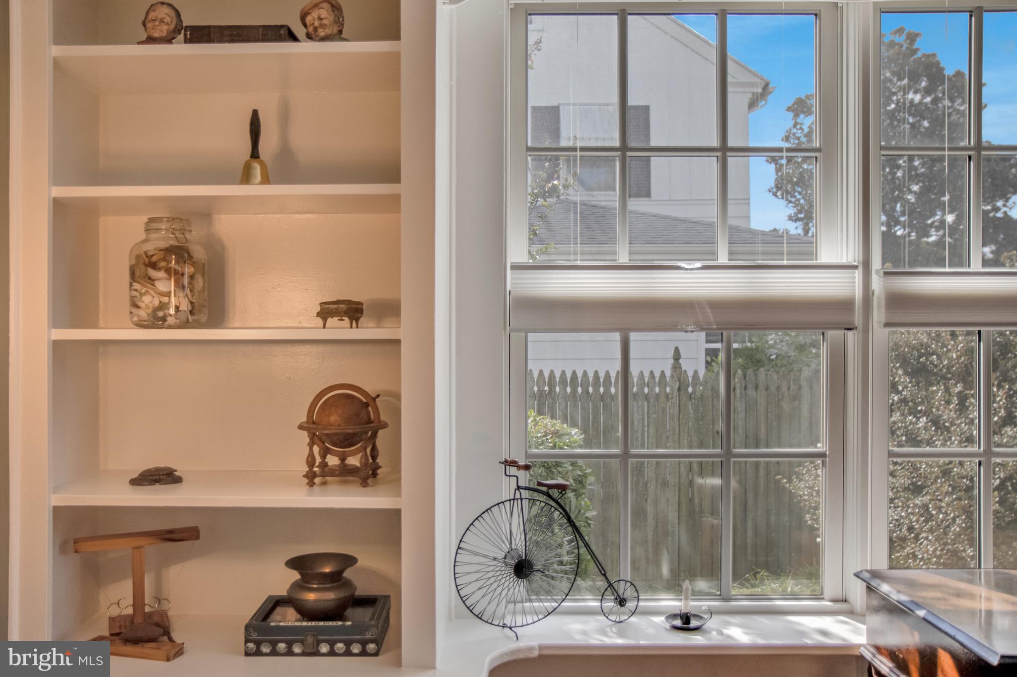 DEVRIES CIRCLE - Residential