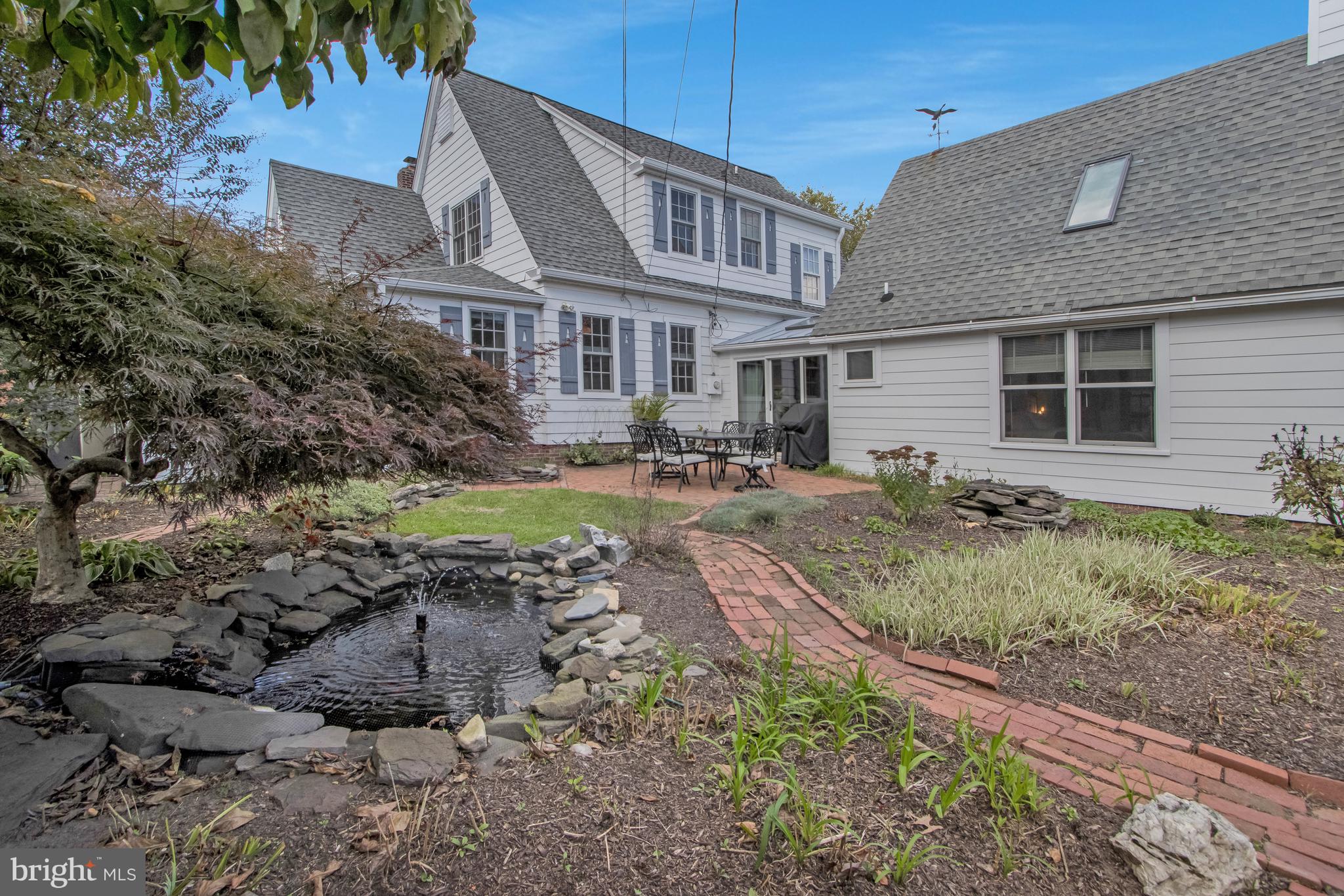 DEVRIES CIRCLE - Residential