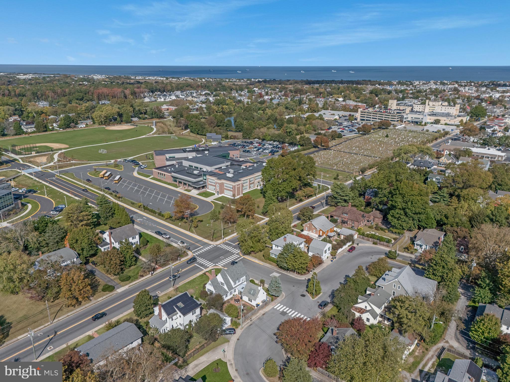 DEVRIES CIRCLE - Residential