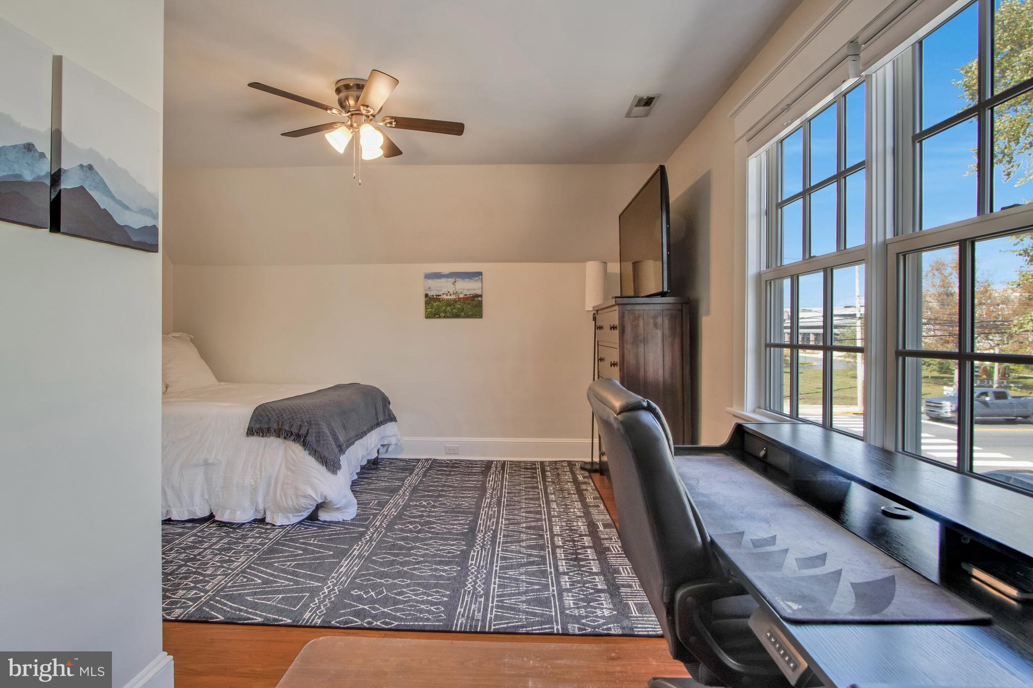 DEVRIES CIRCLE - Residential