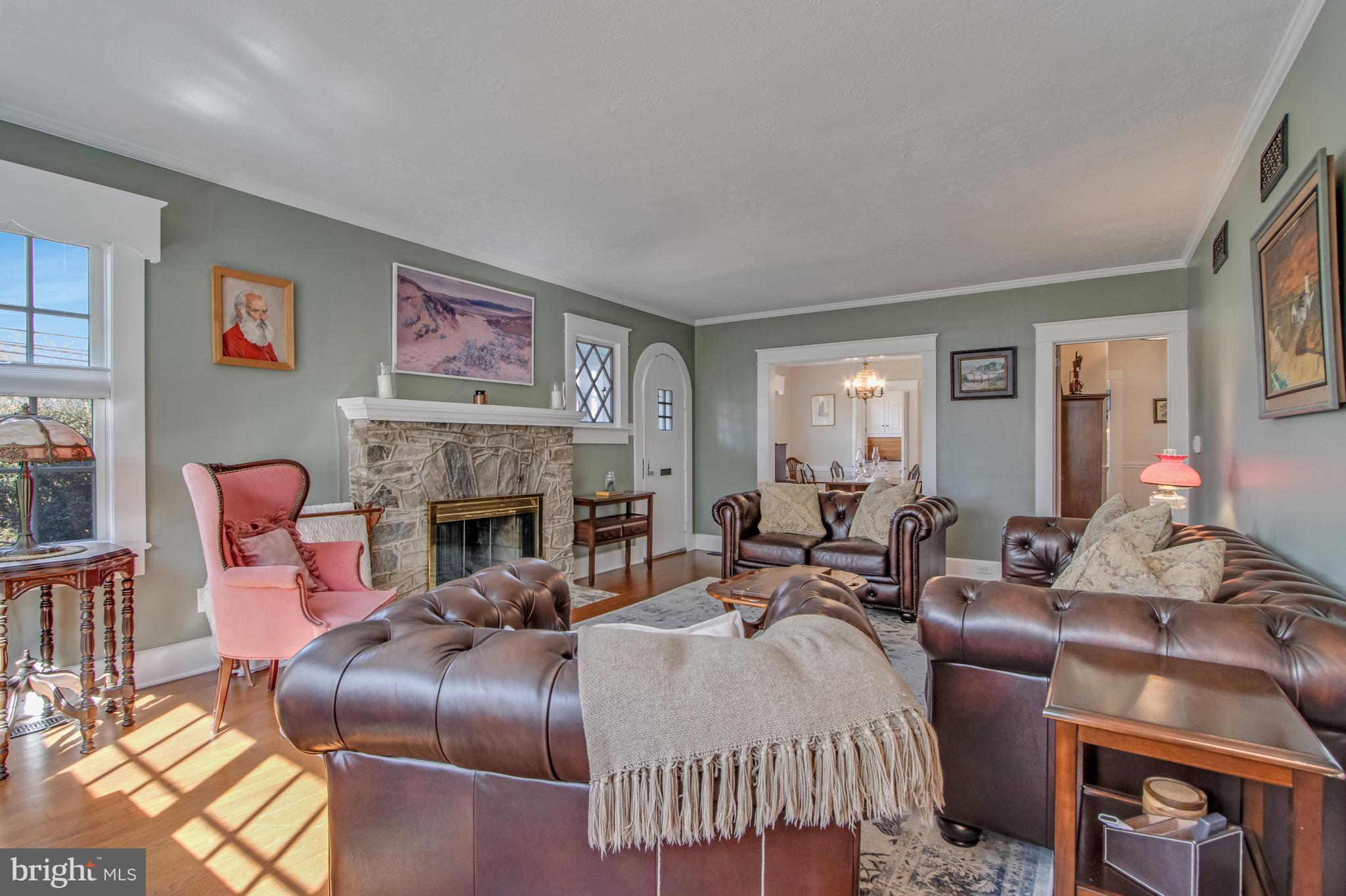 DEVRIES CIRCLE - Residential