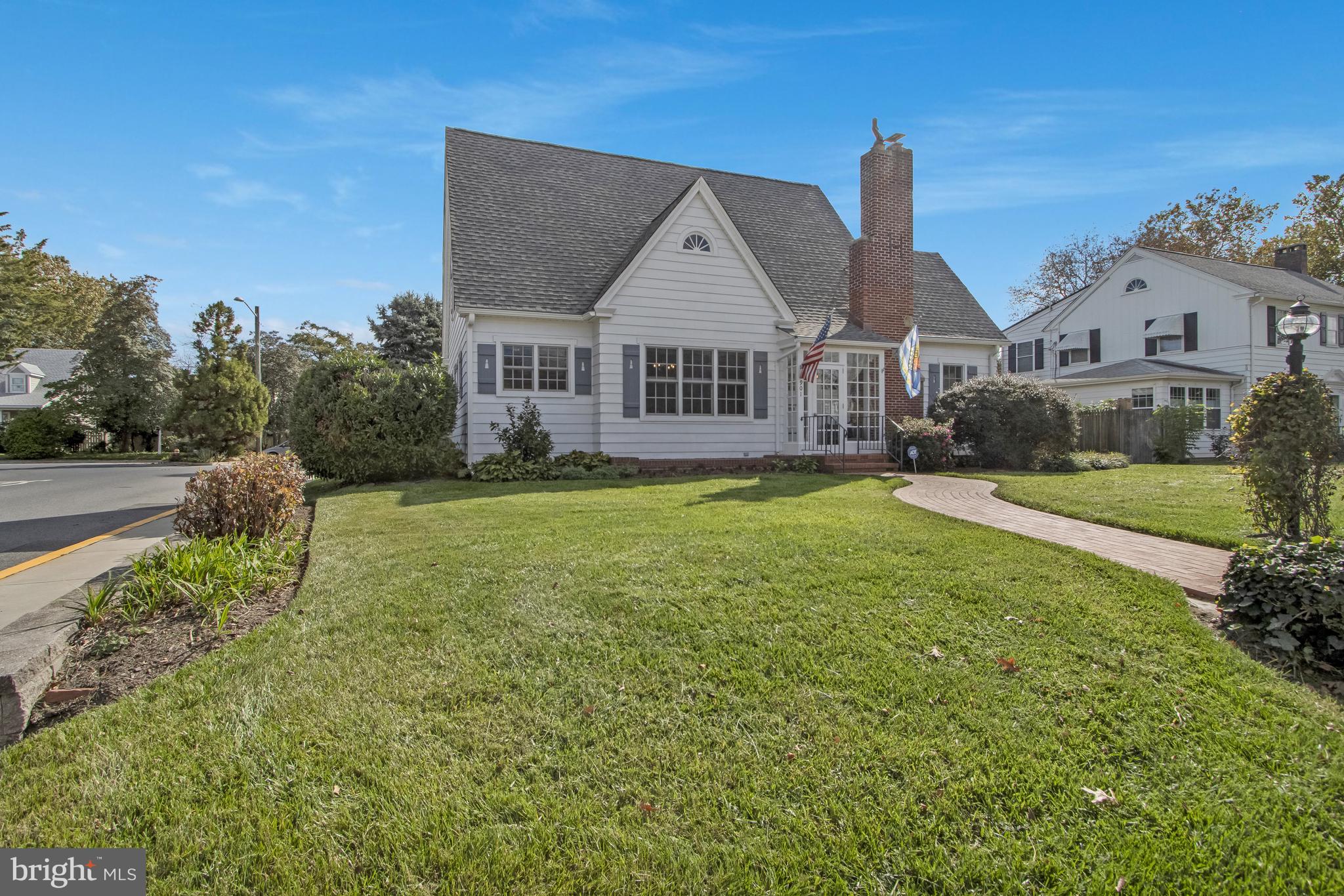 DEVRIES CIRCLE - Residential