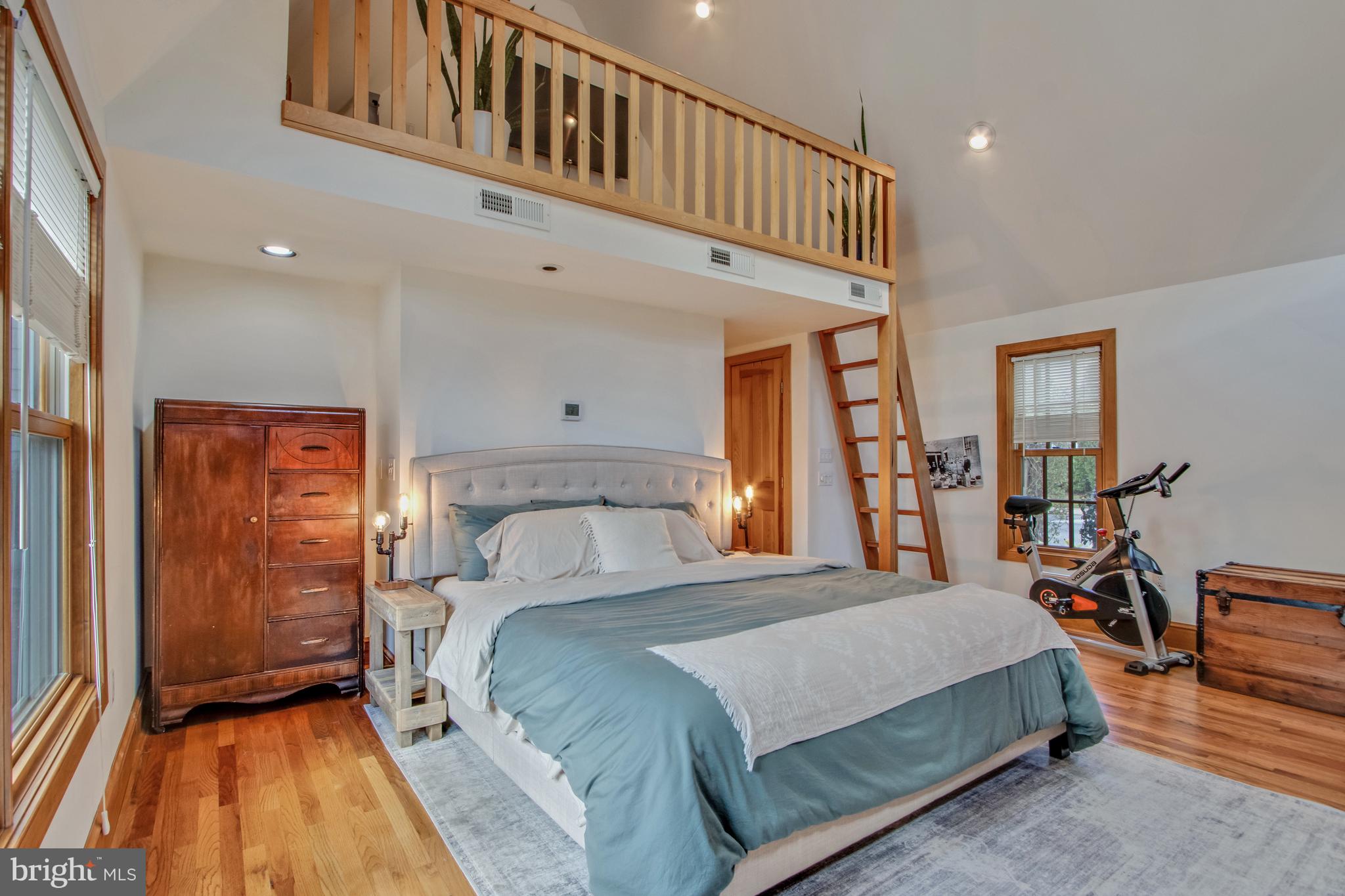 DEVRIES CIRCLE - Residential