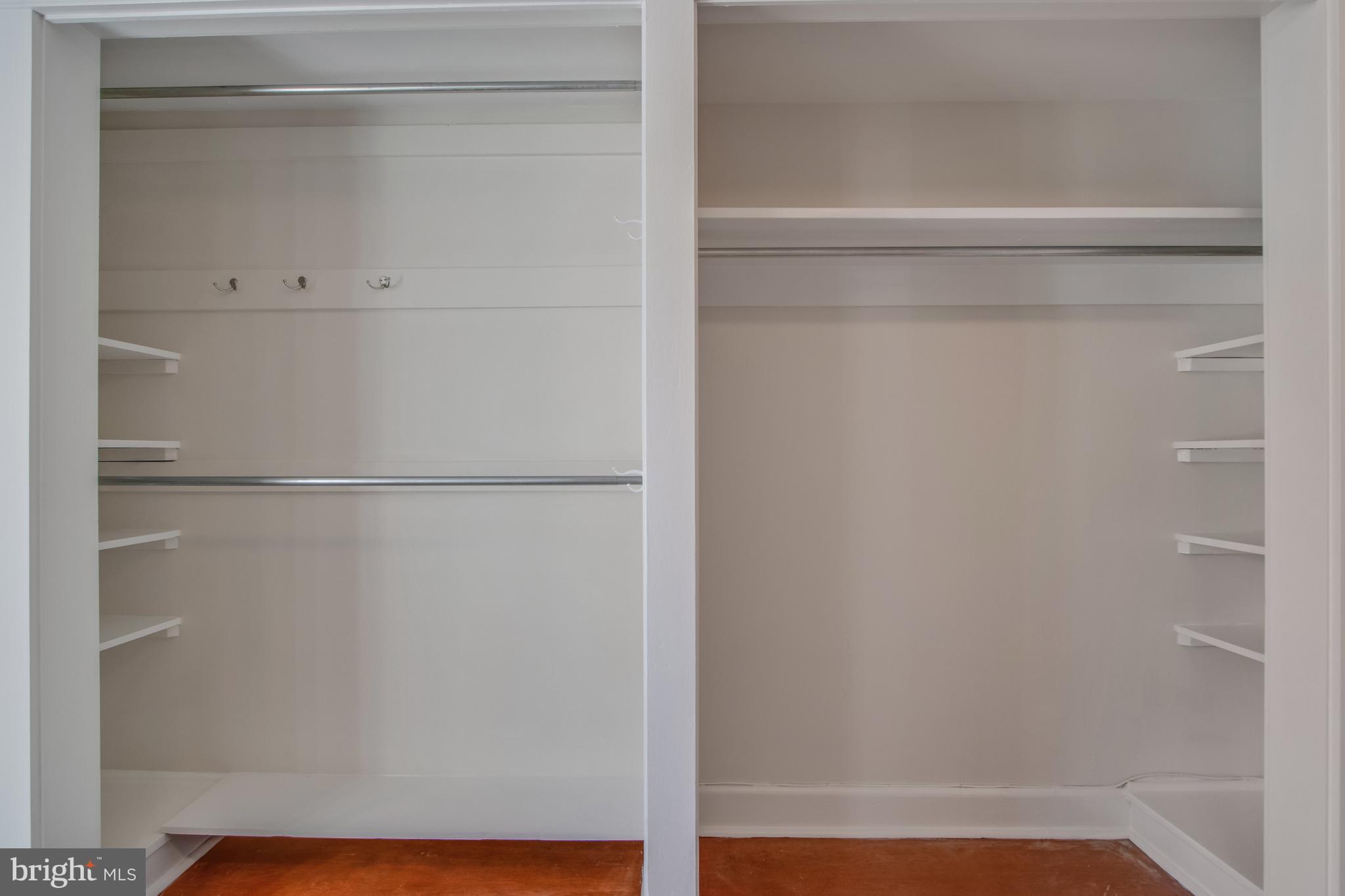 DEVRIES CIRCLE - Residential