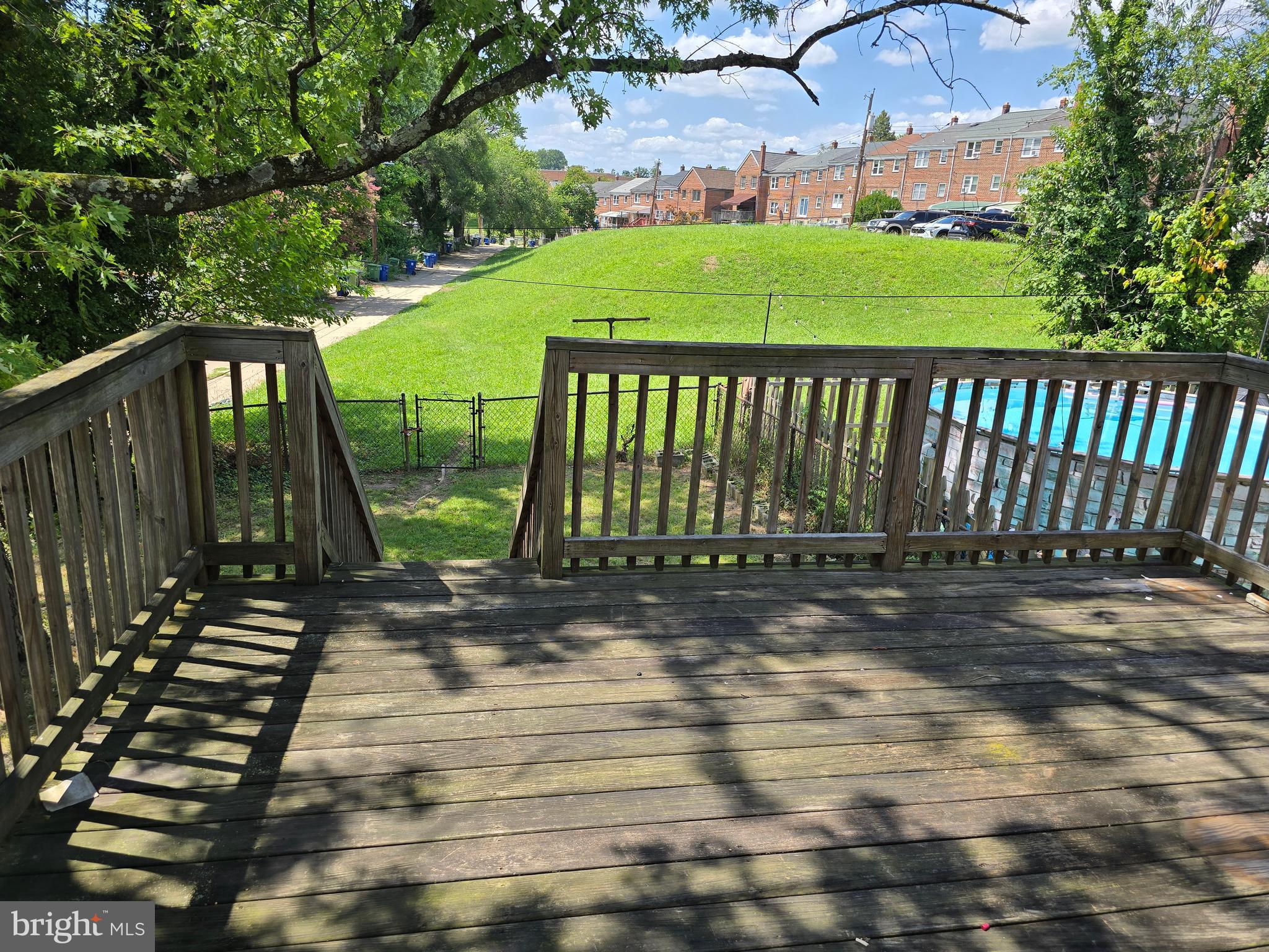 NORTHWOOD - Residential