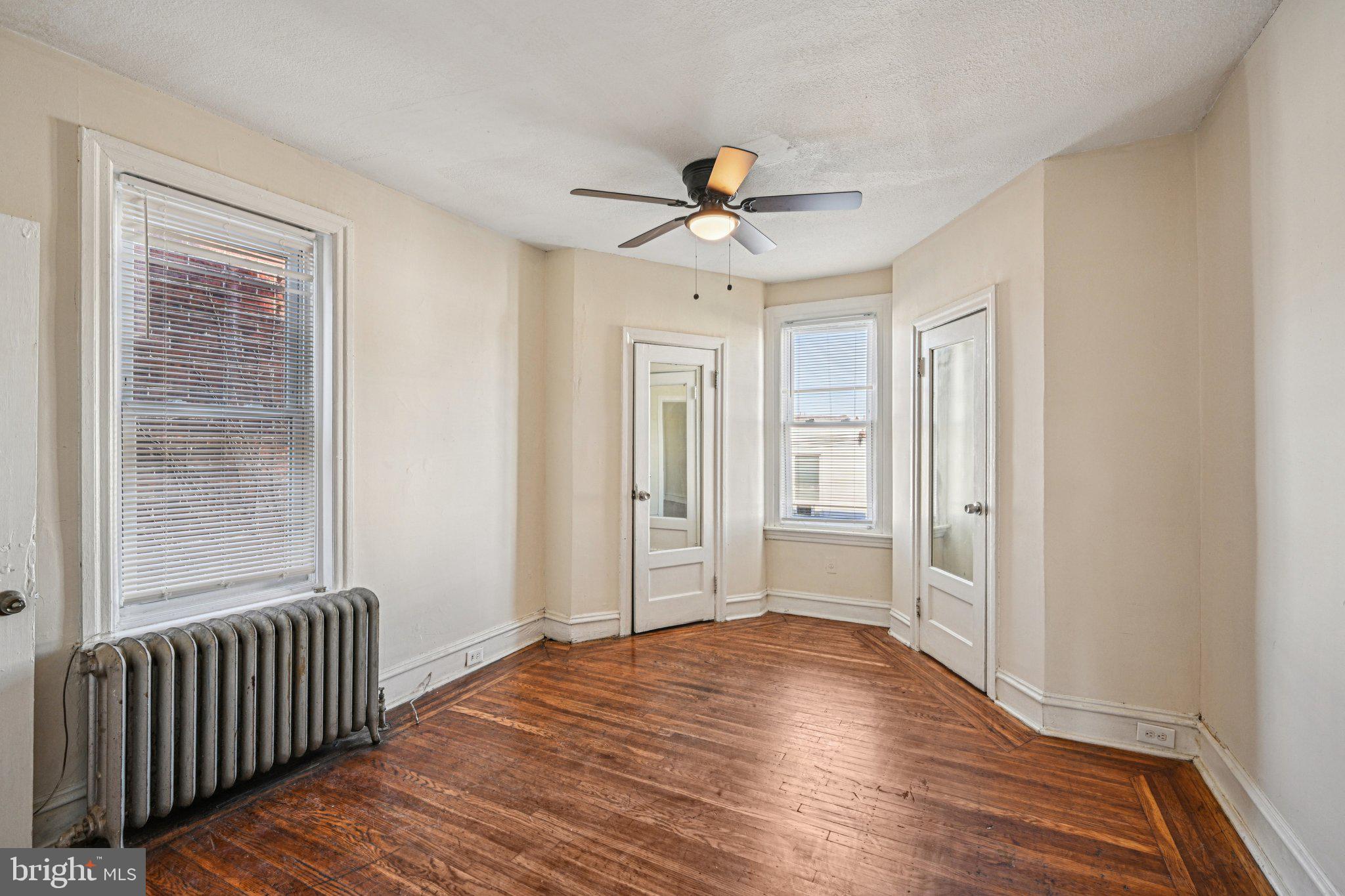 PHILADELPHIA - Residential