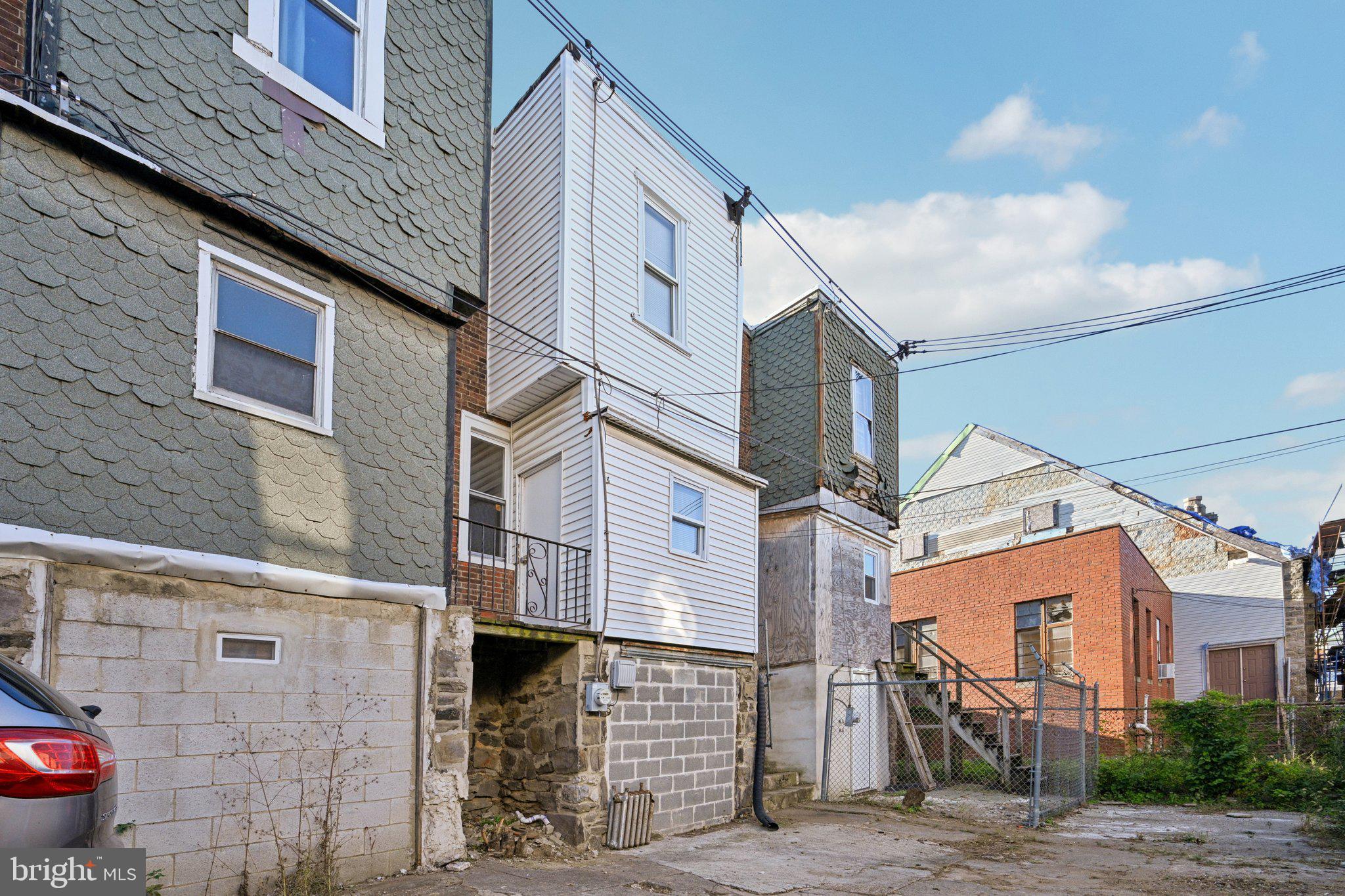 PHILADELPHIA - Residential