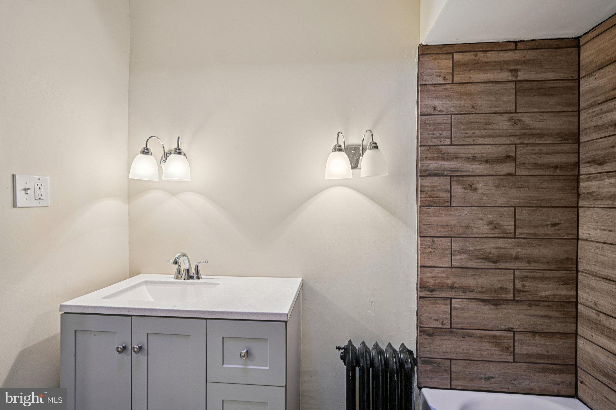 PHILADELPHIA - Residential