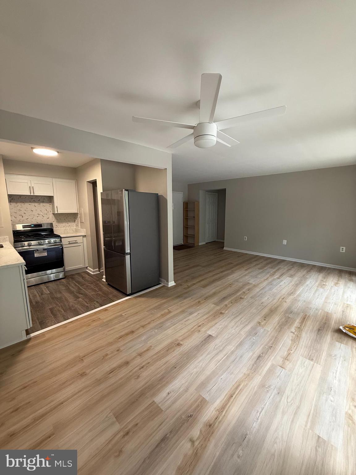 4360 IVYMOUNT COURT 28