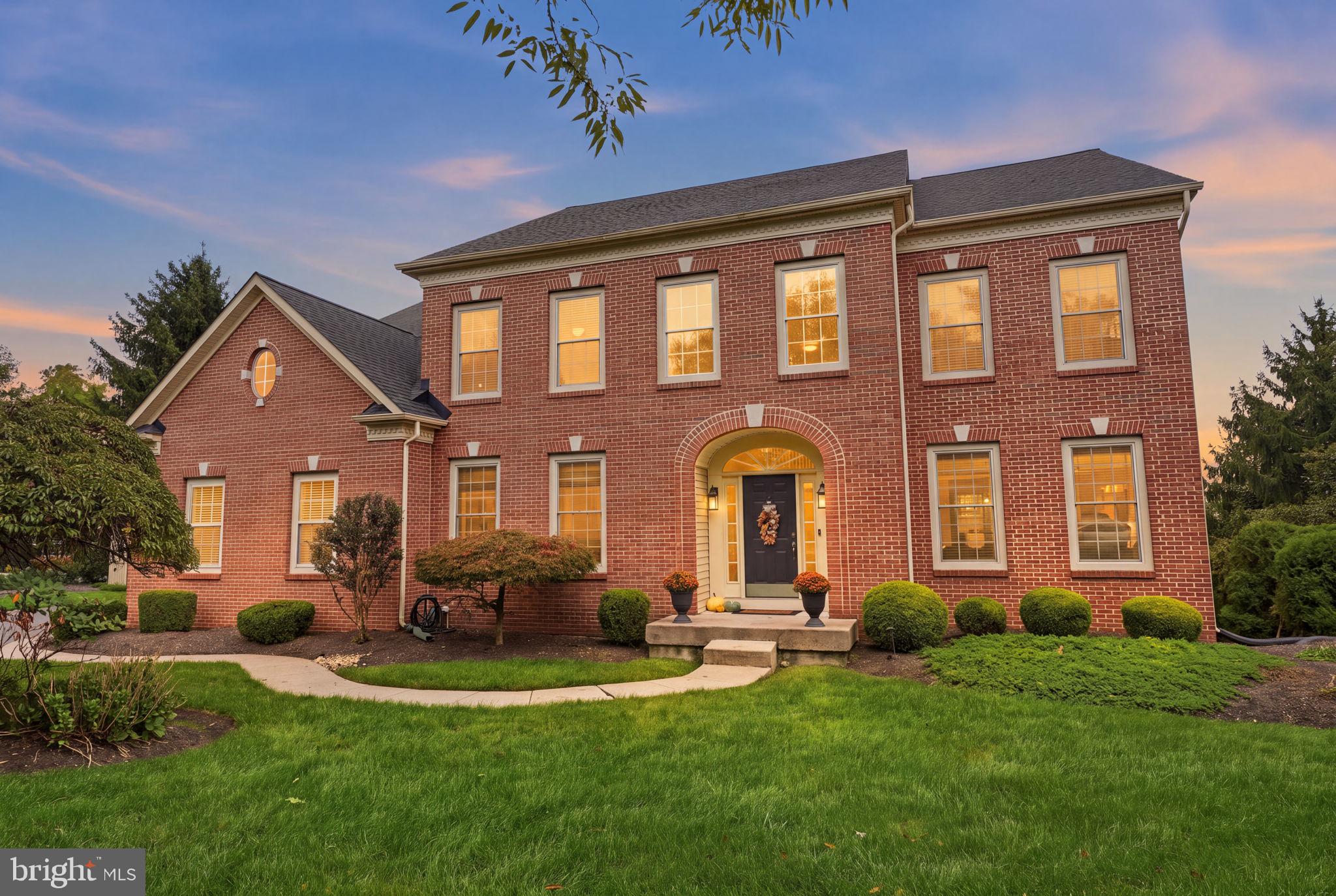 1552 SURREY BROOK COURT
