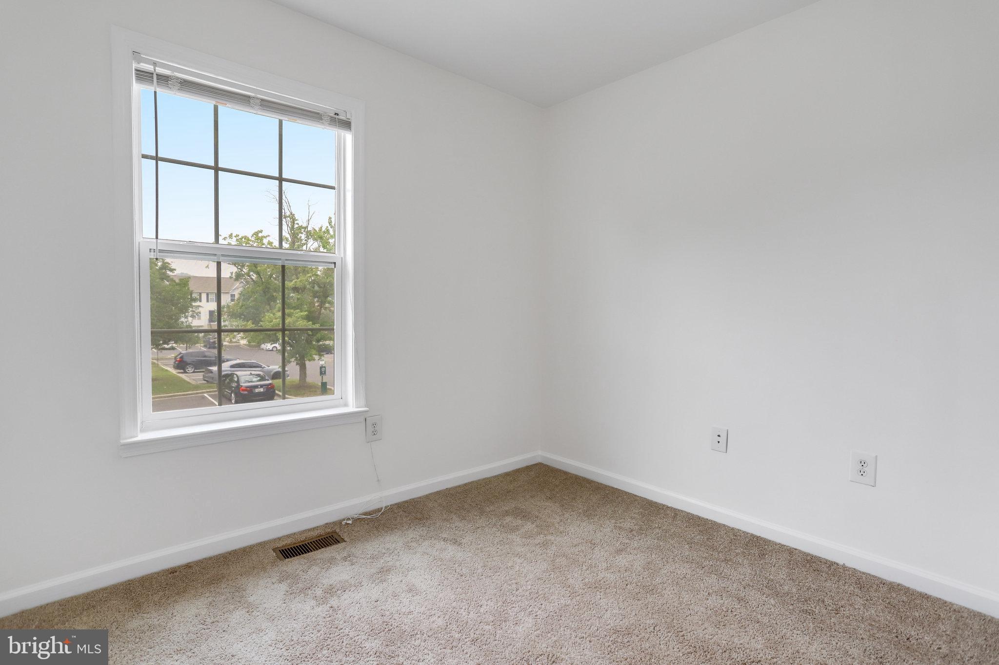 KETTERING CONDO - Residential