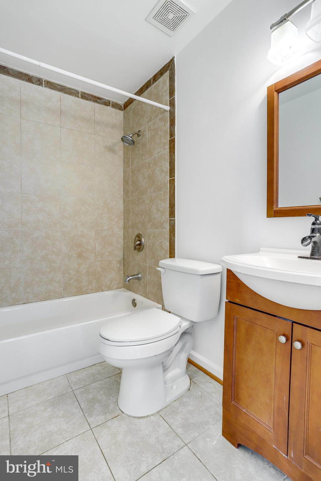 KETTERING CONDO - Residential