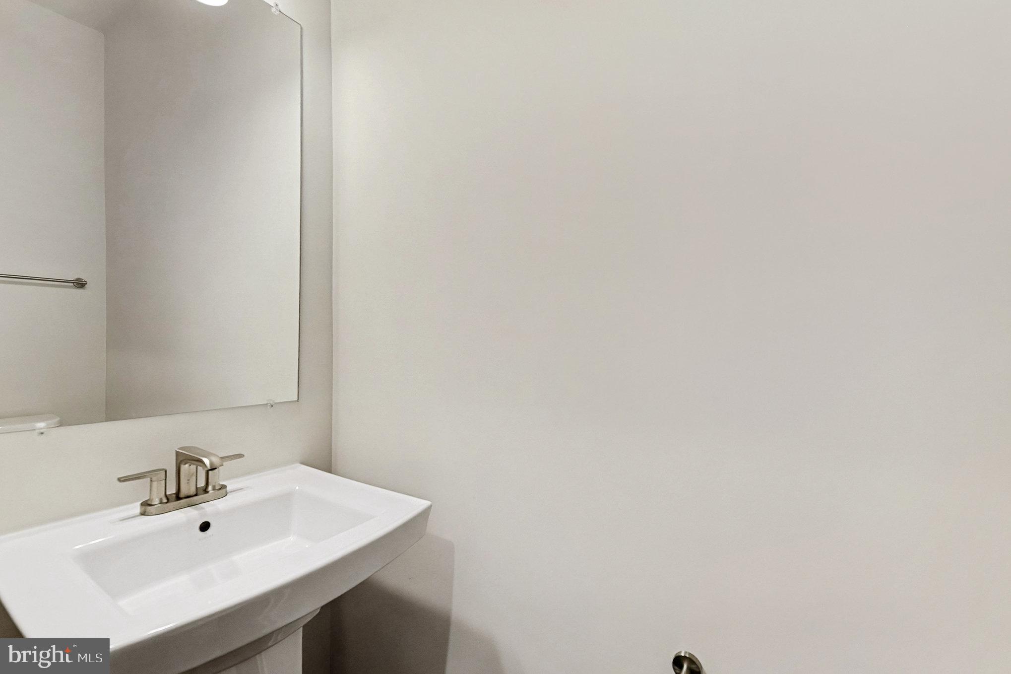 ABERDEEN OVERLOOK - Residential Lease