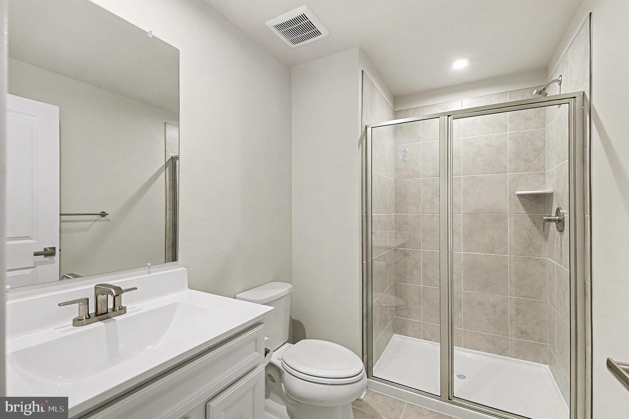 ABERDEEN OVERLOOK - Residential Lease