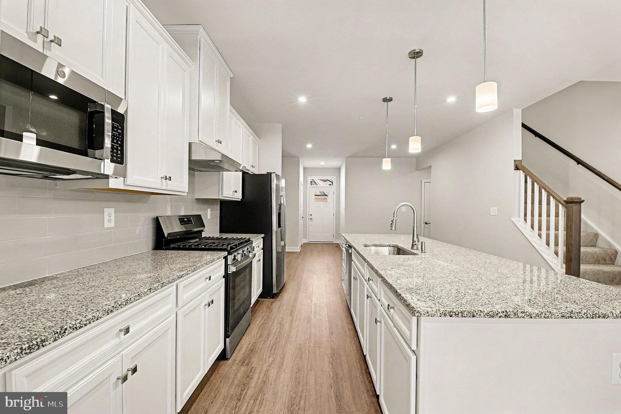 ABERDEEN OVERLOOK - Residential Lease