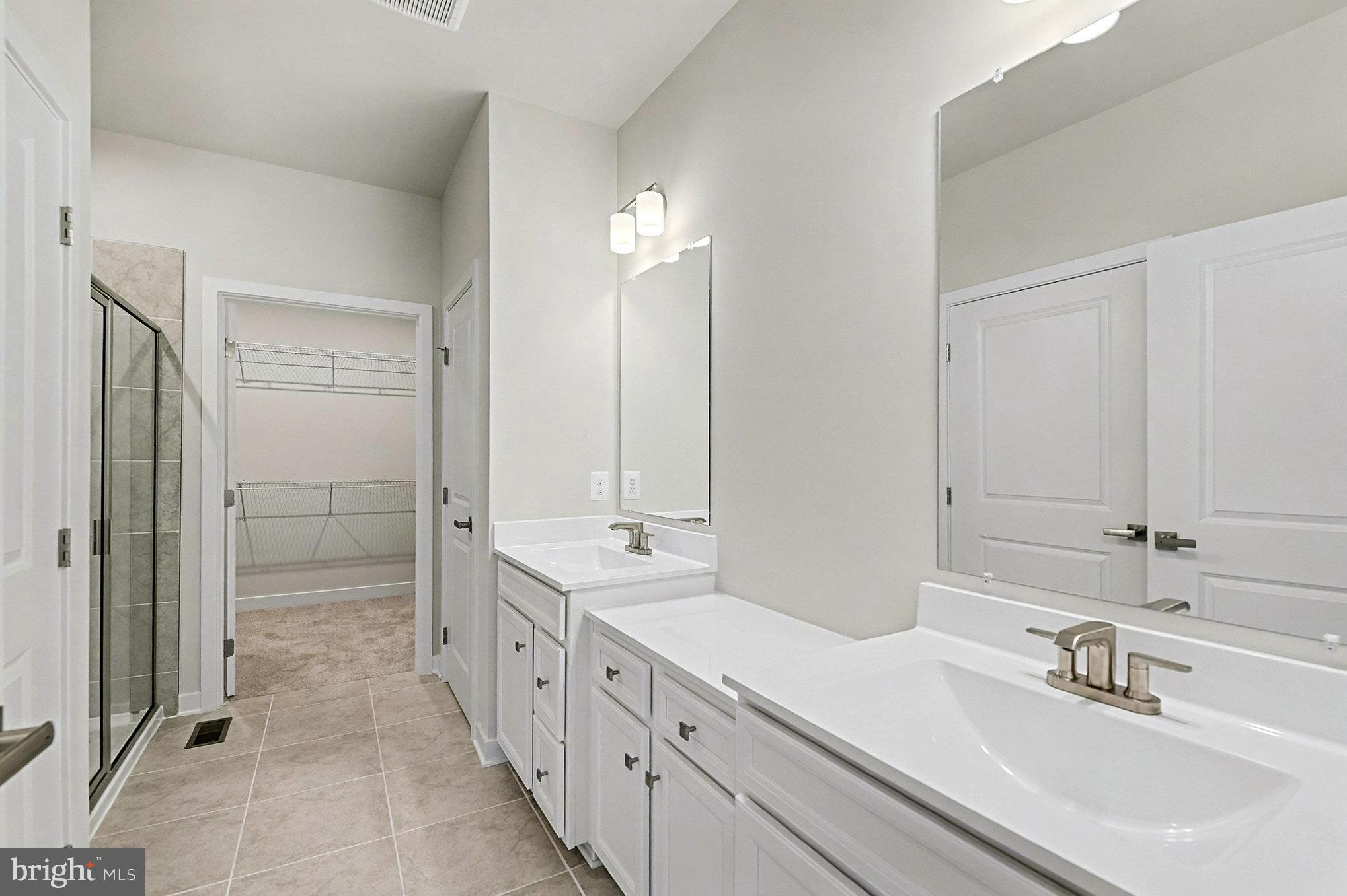 ABERDEEN OVERLOOK - Residential Lease