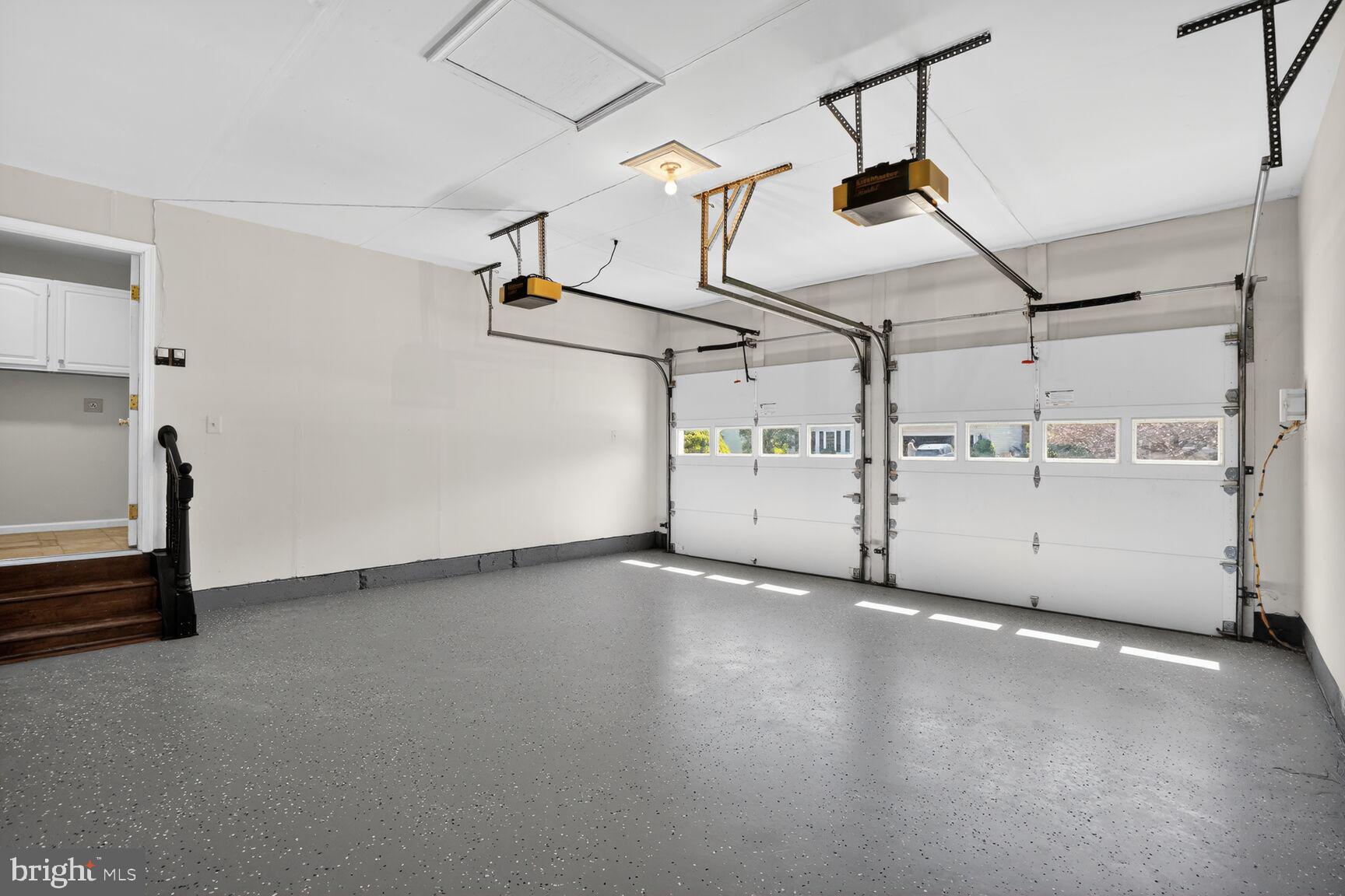 CHANTILLY HIGHLANDS - Residential