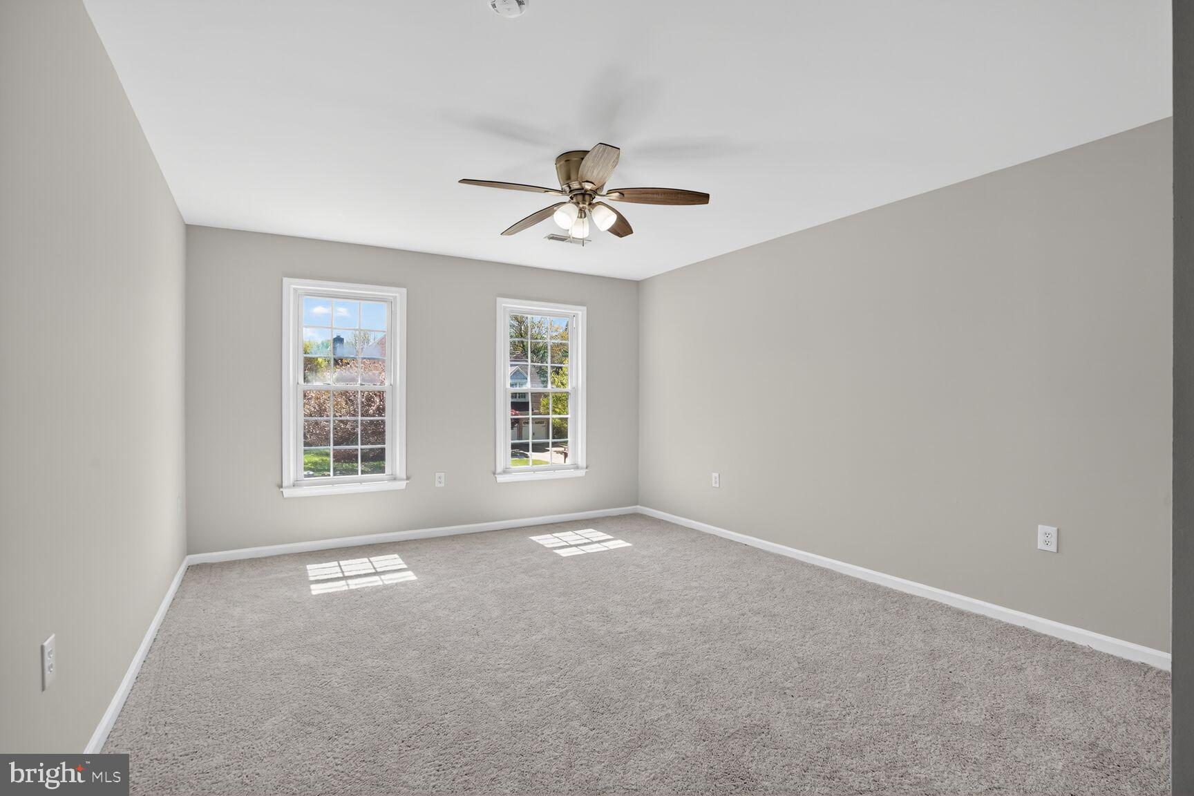 CHANTILLY HIGHLANDS - Residential