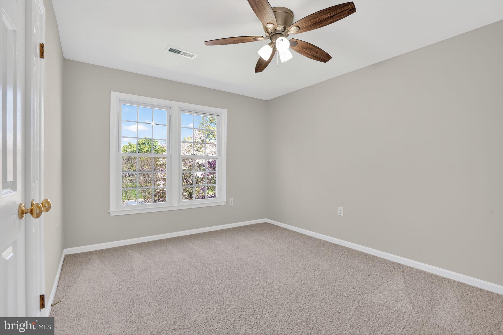 CHANTILLY HIGHLANDS - Residential