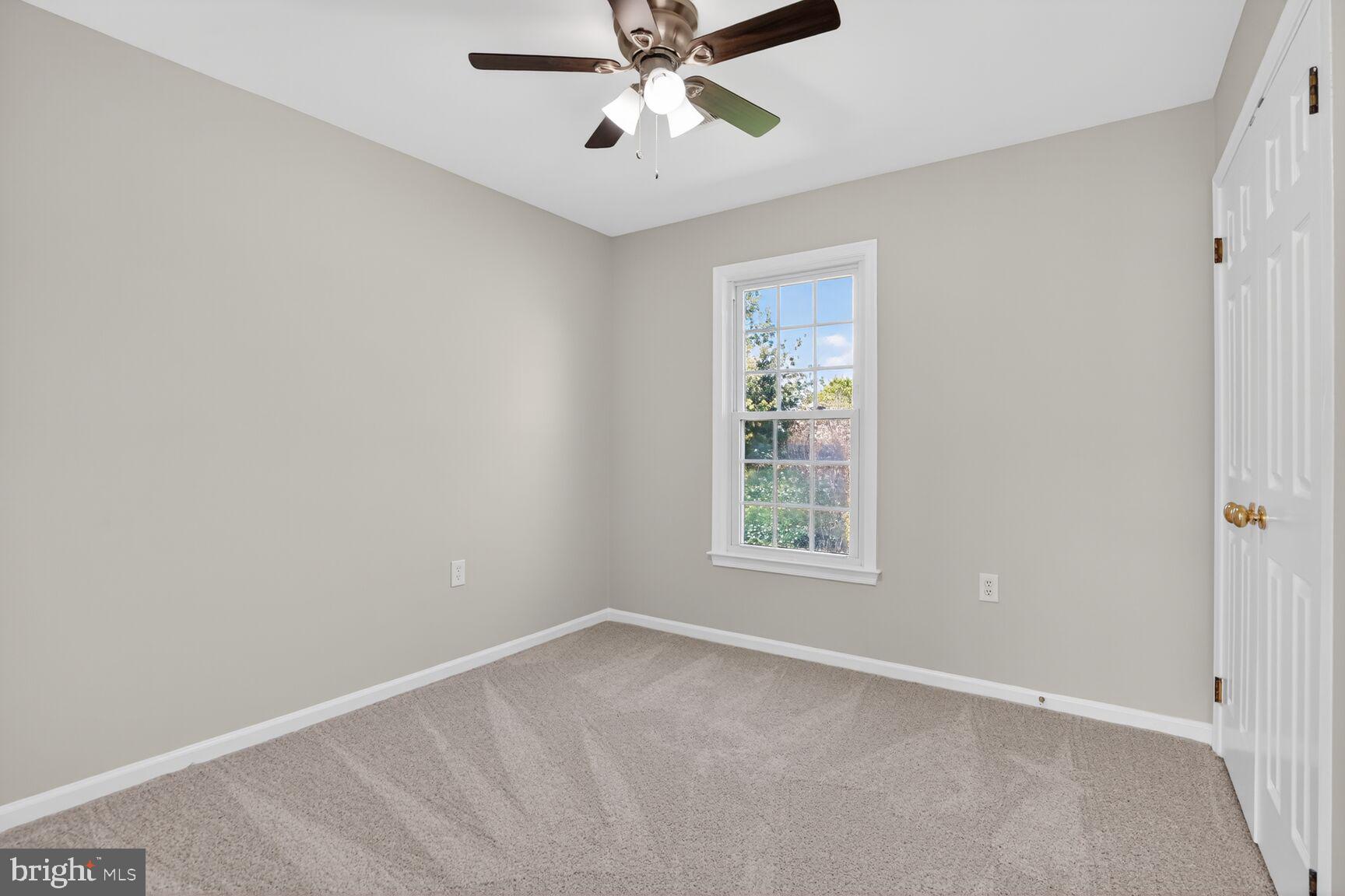 CHANTILLY HIGHLANDS - Residential