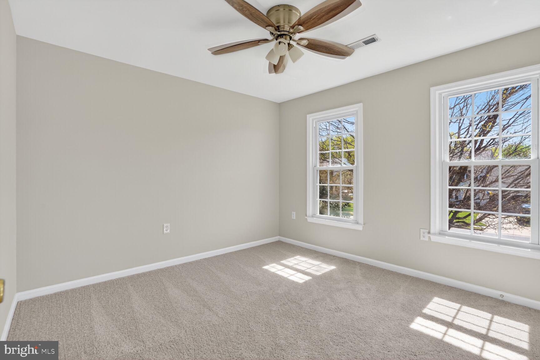 CHANTILLY HIGHLANDS - Residential