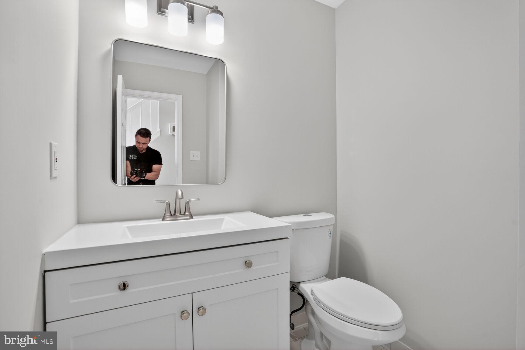 CHANTILLY HIGHLANDS - Residential