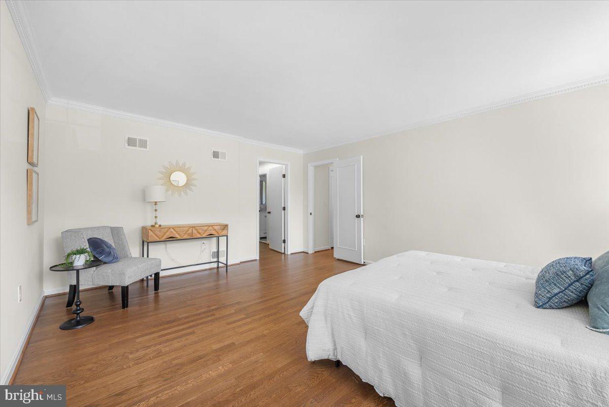 WOODSIDE FOREST - Residential