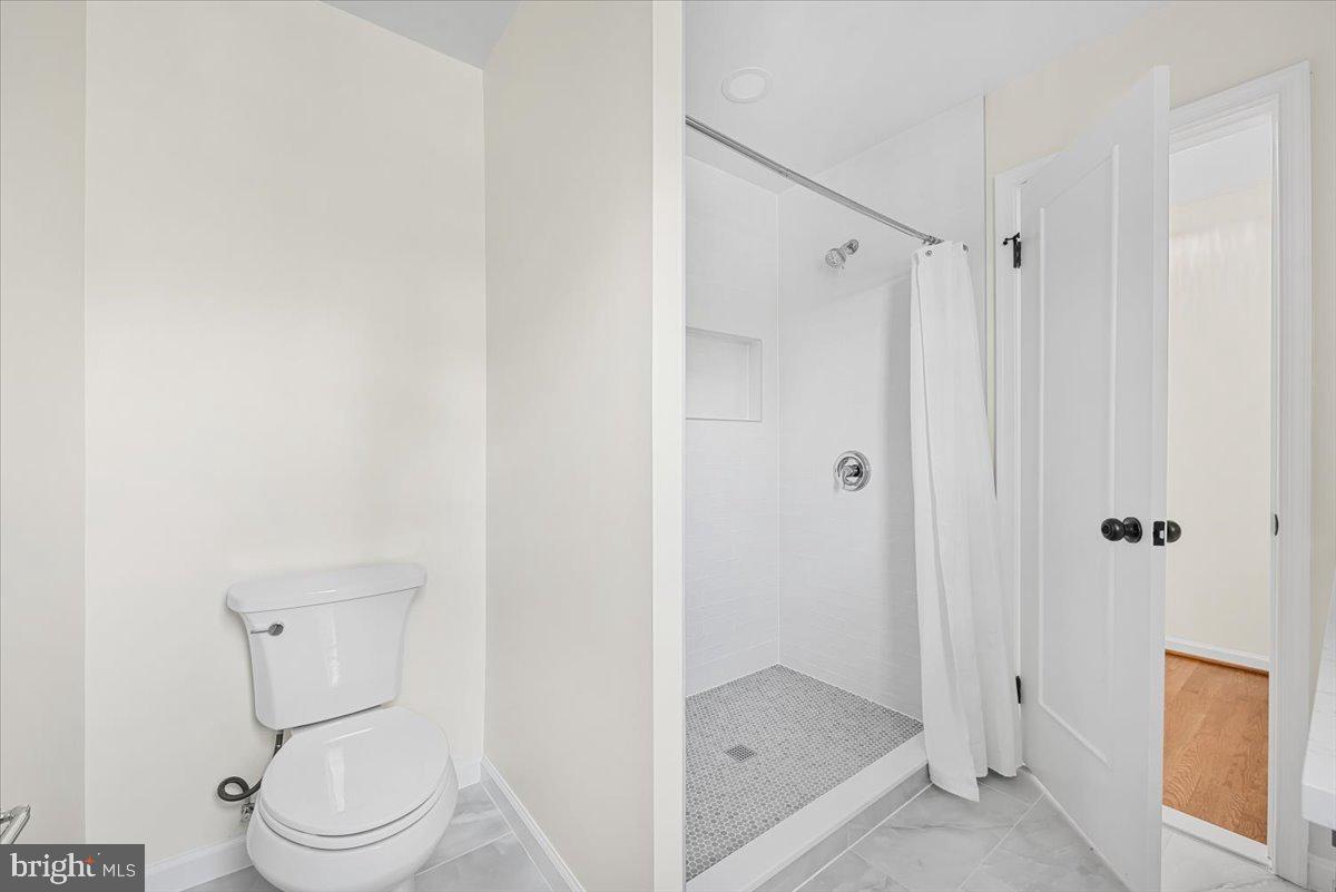 WOODSIDE FOREST - Residential