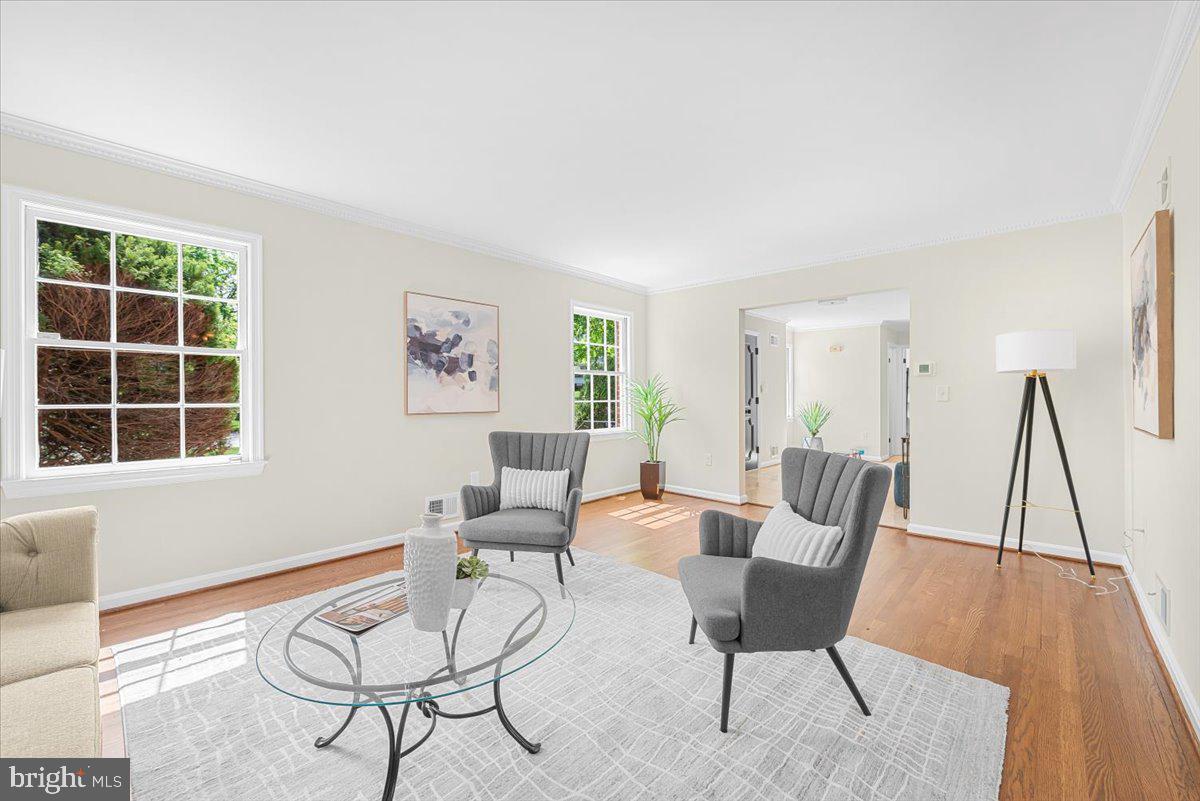 WOODSIDE FOREST - Residential