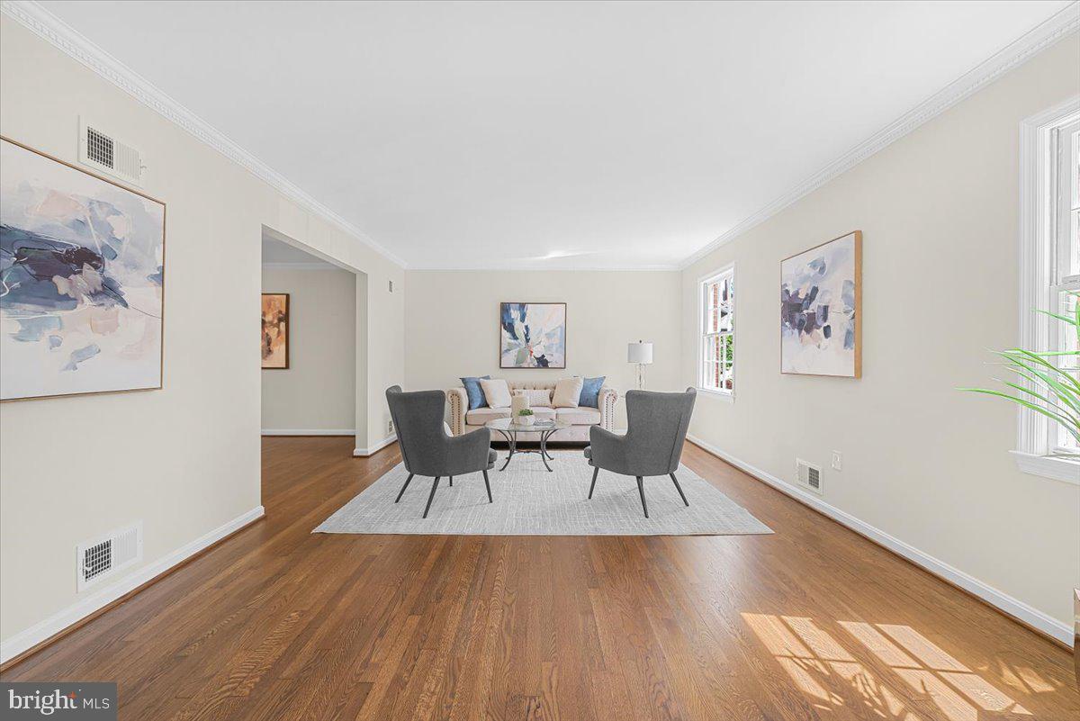 WOODSIDE FOREST - Residential