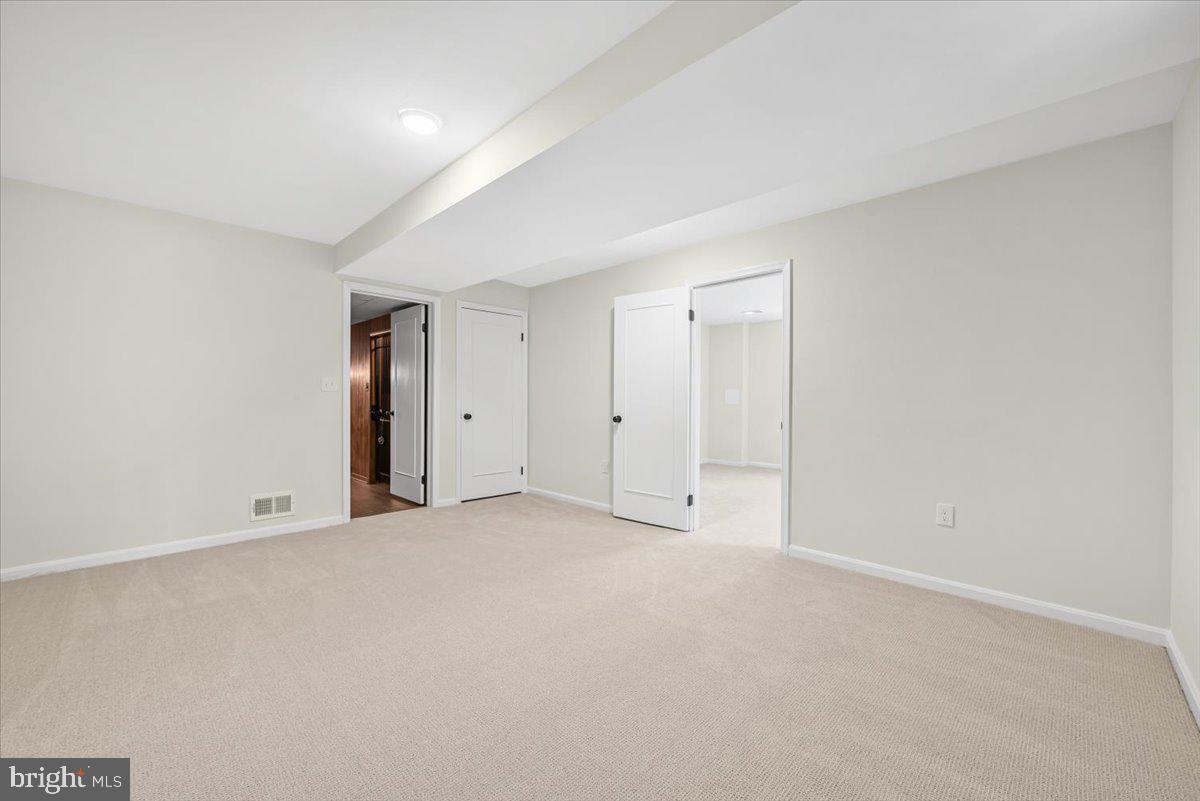 WOODSIDE FOREST - Residential