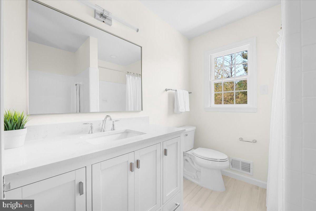 WOODSIDE FOREST - Residential