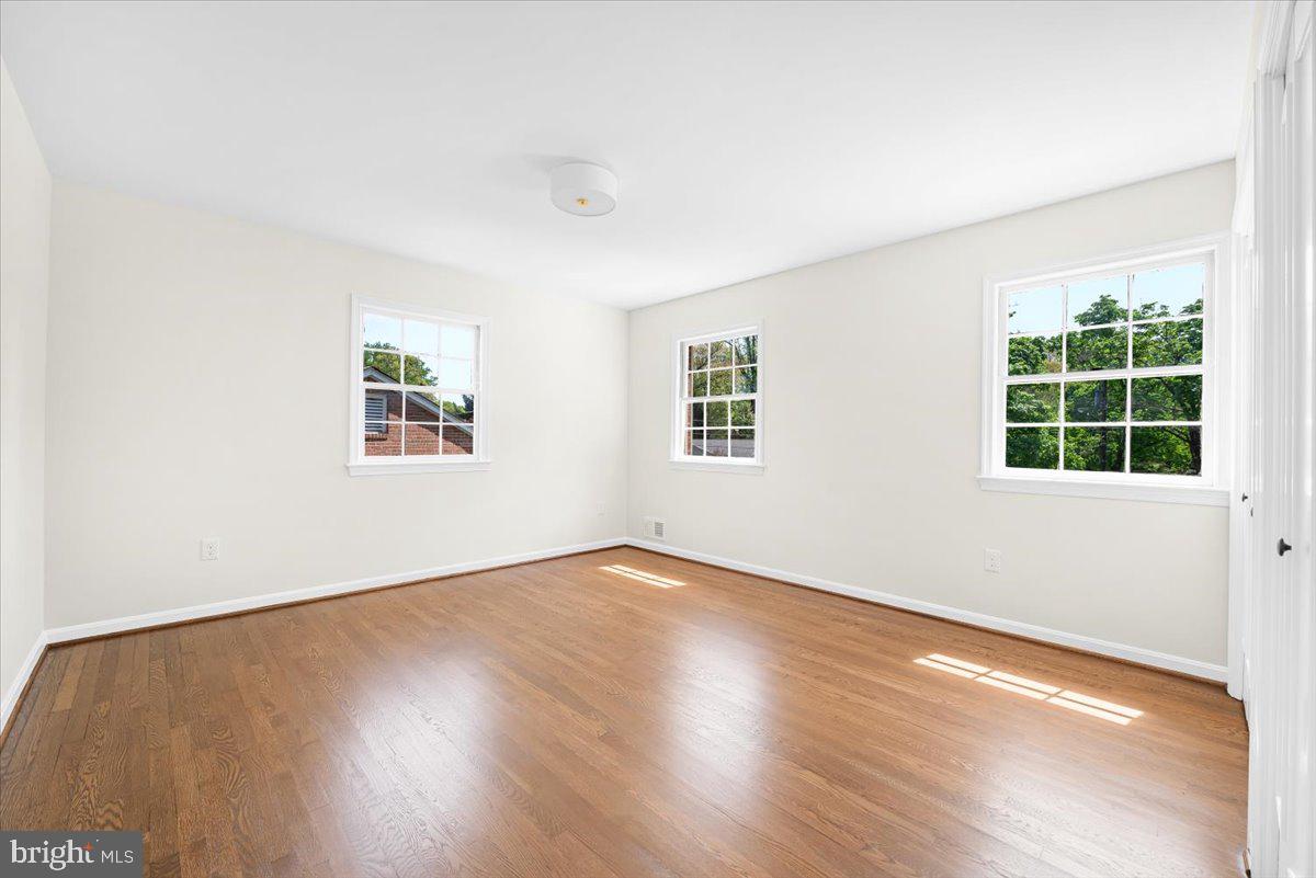 WOODSIDE FOREST - Residential