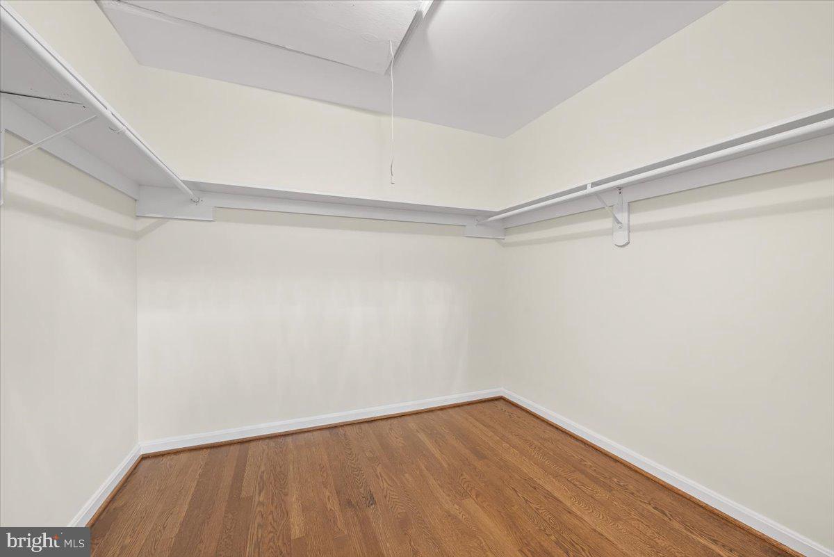 WOODSIDE FOREST - Residential