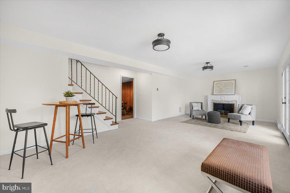 WOODSIDE FOREST - Residential