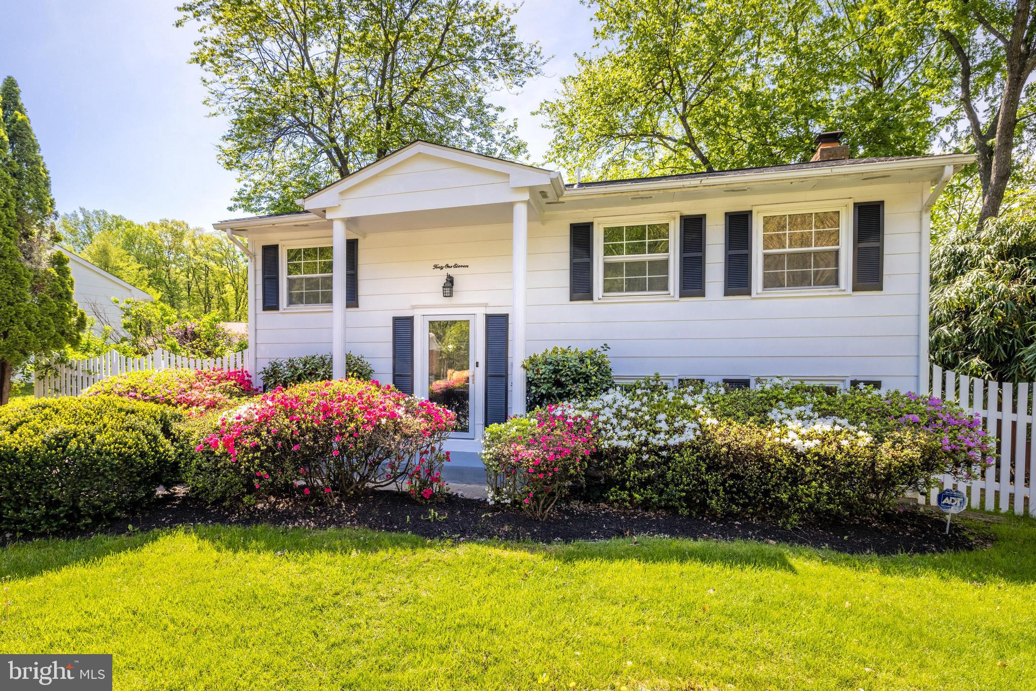 4111 HEMINGWAY DRIVE