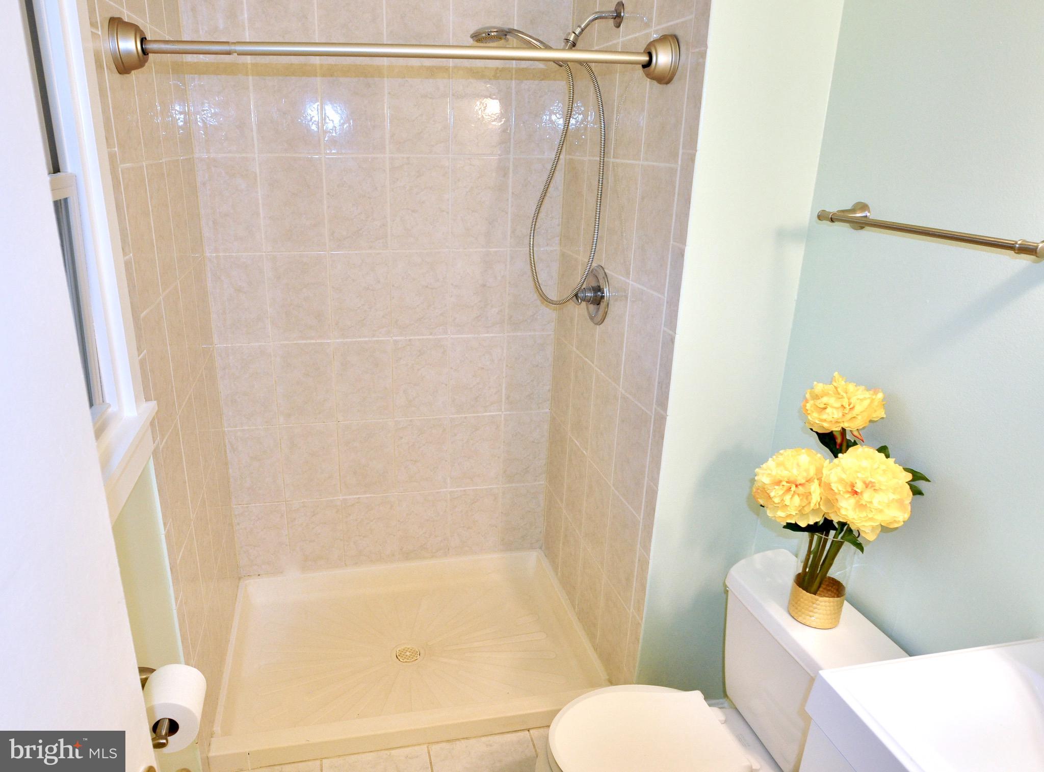 DALE CITY - Residential Lease