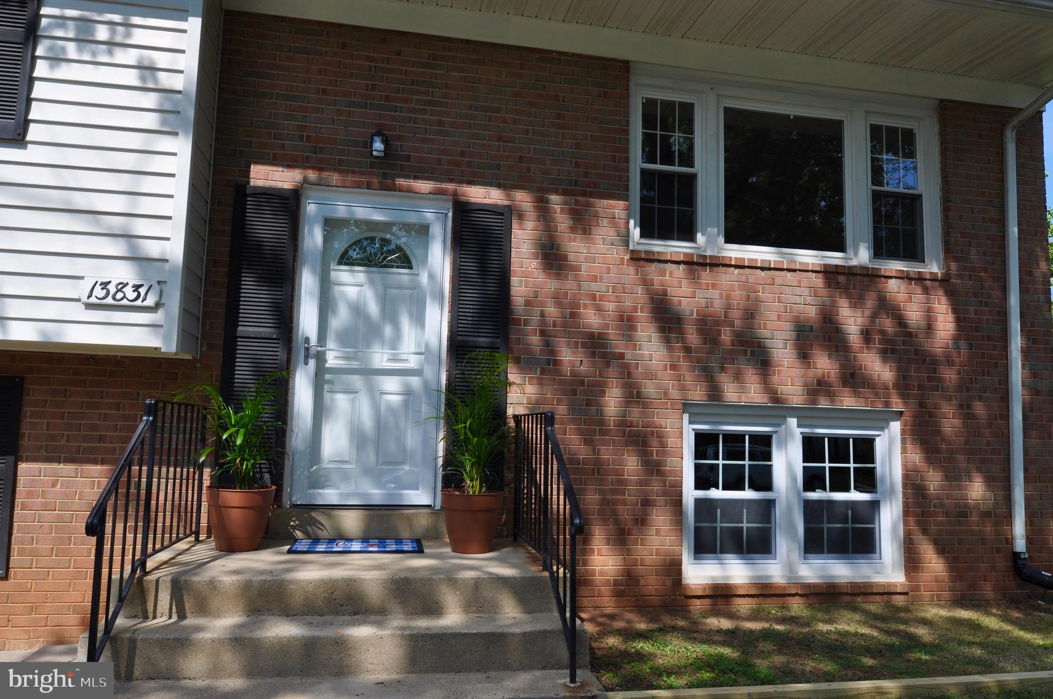 DALE CITY - Residential Lease