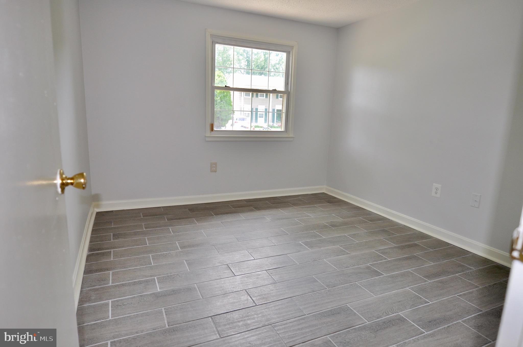 DALE CITY - Residential Lease