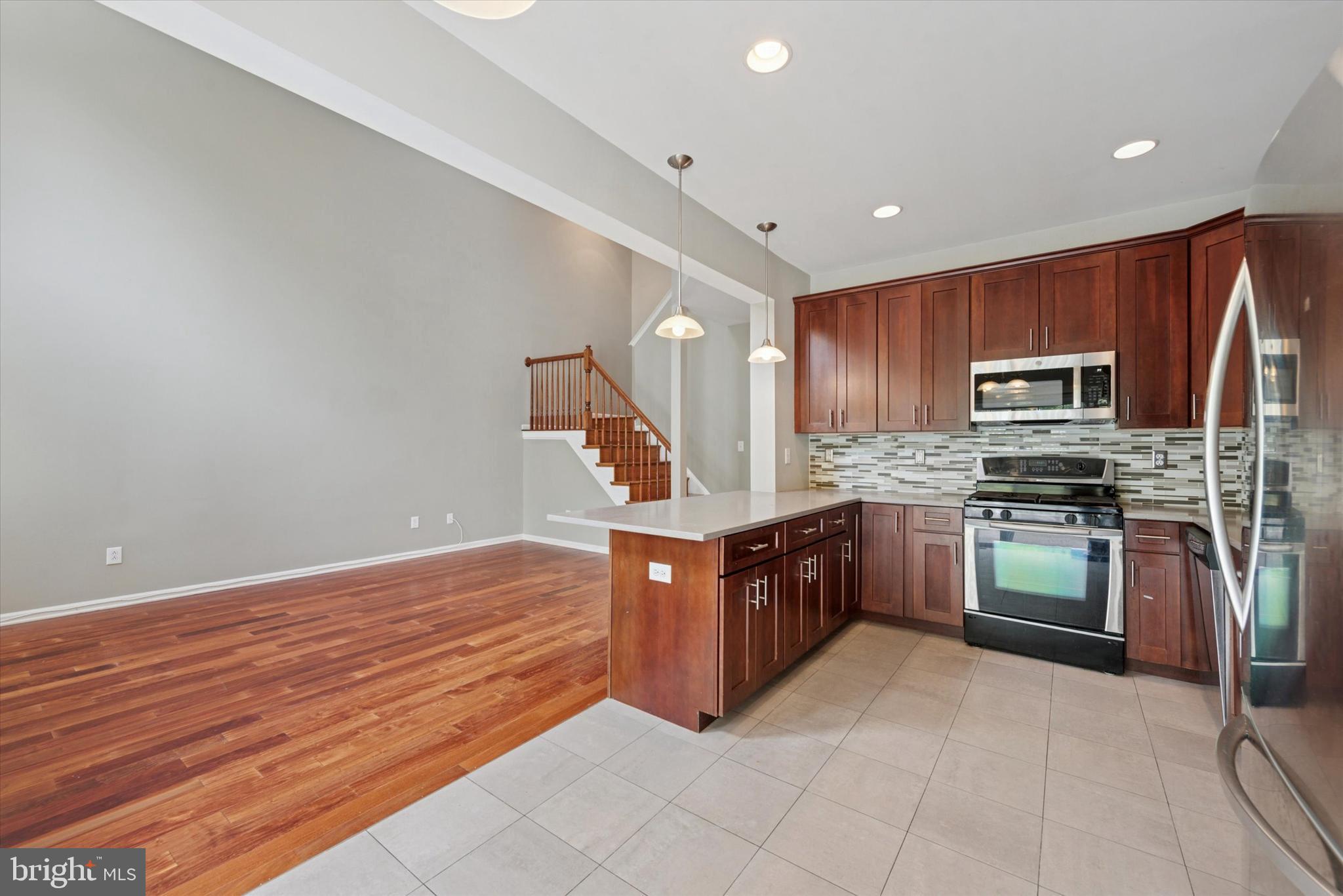 GREENBRIAR II - Residential Lease