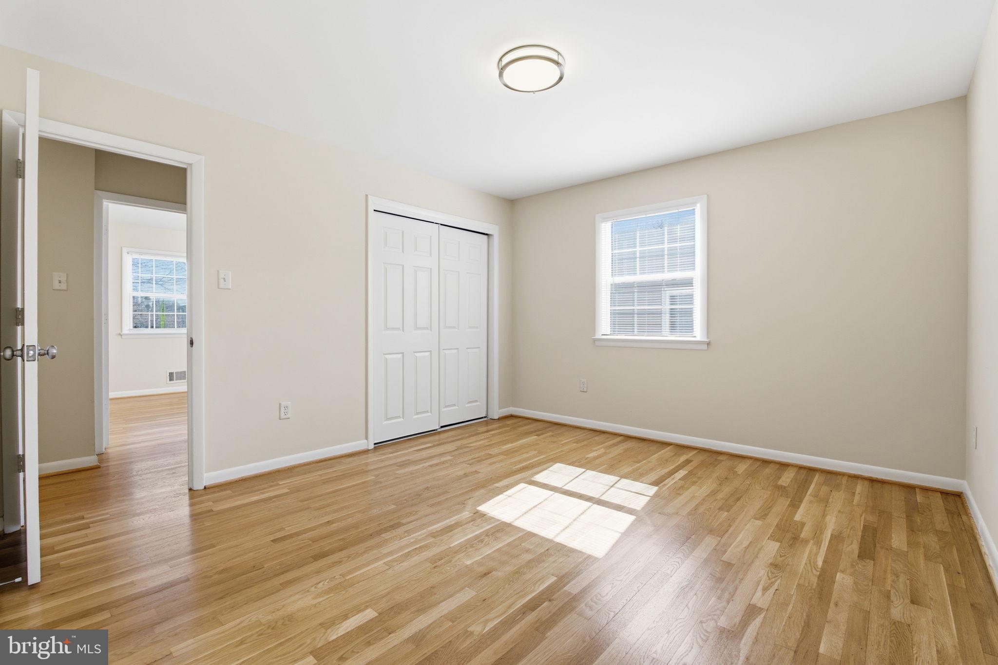 COLLEGE ESTATES - Residential