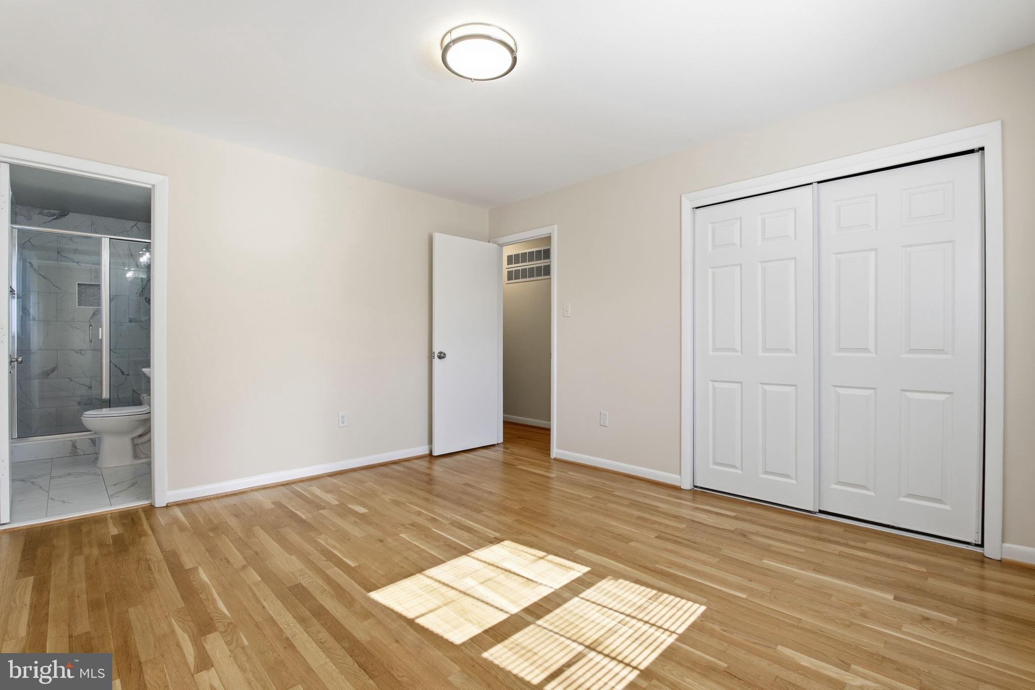 COLLEGE ESTATES - Residential