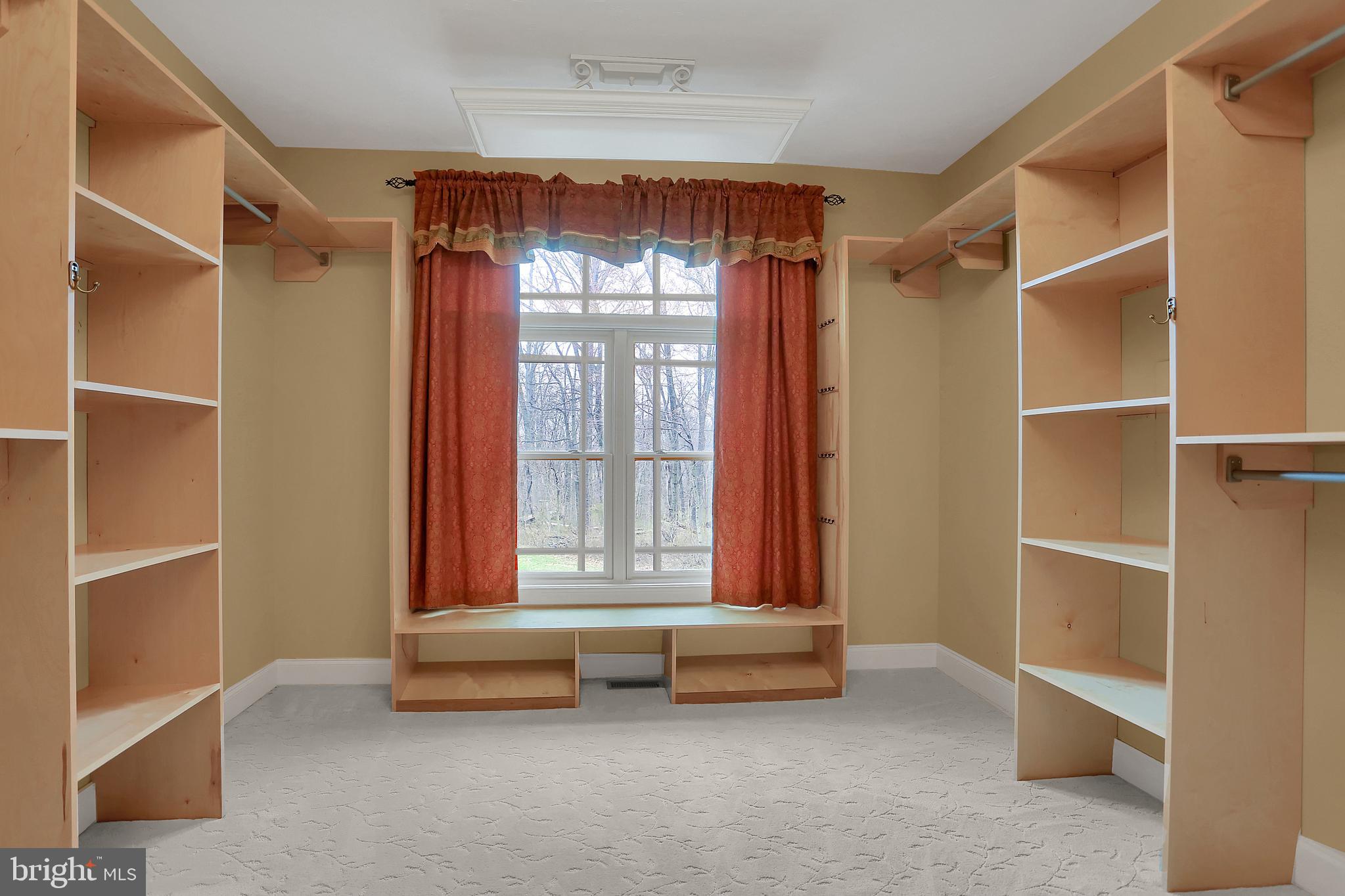 NEW OXFORD - Residential