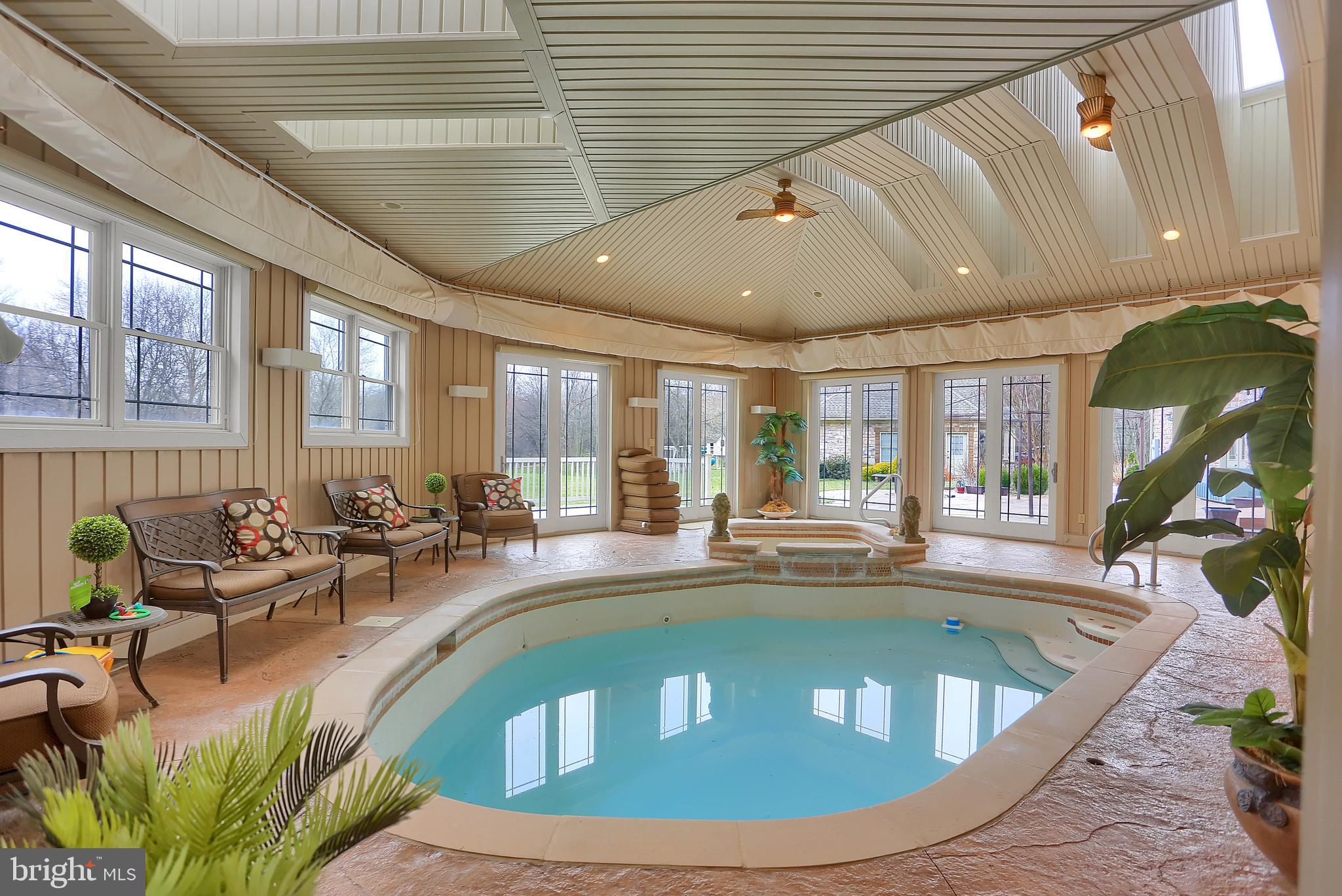 NEW OXFORD - Residential