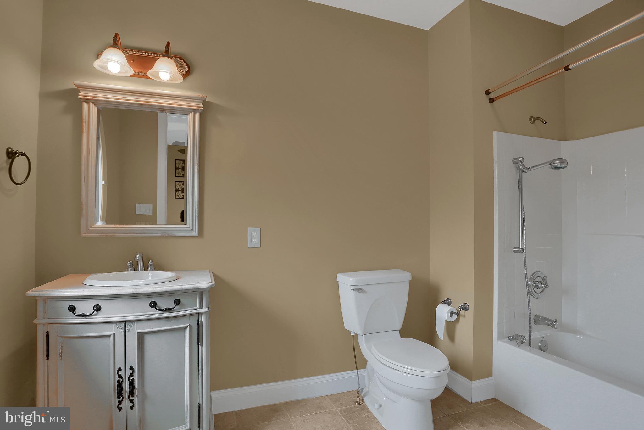 NEW OXFORD - Residential